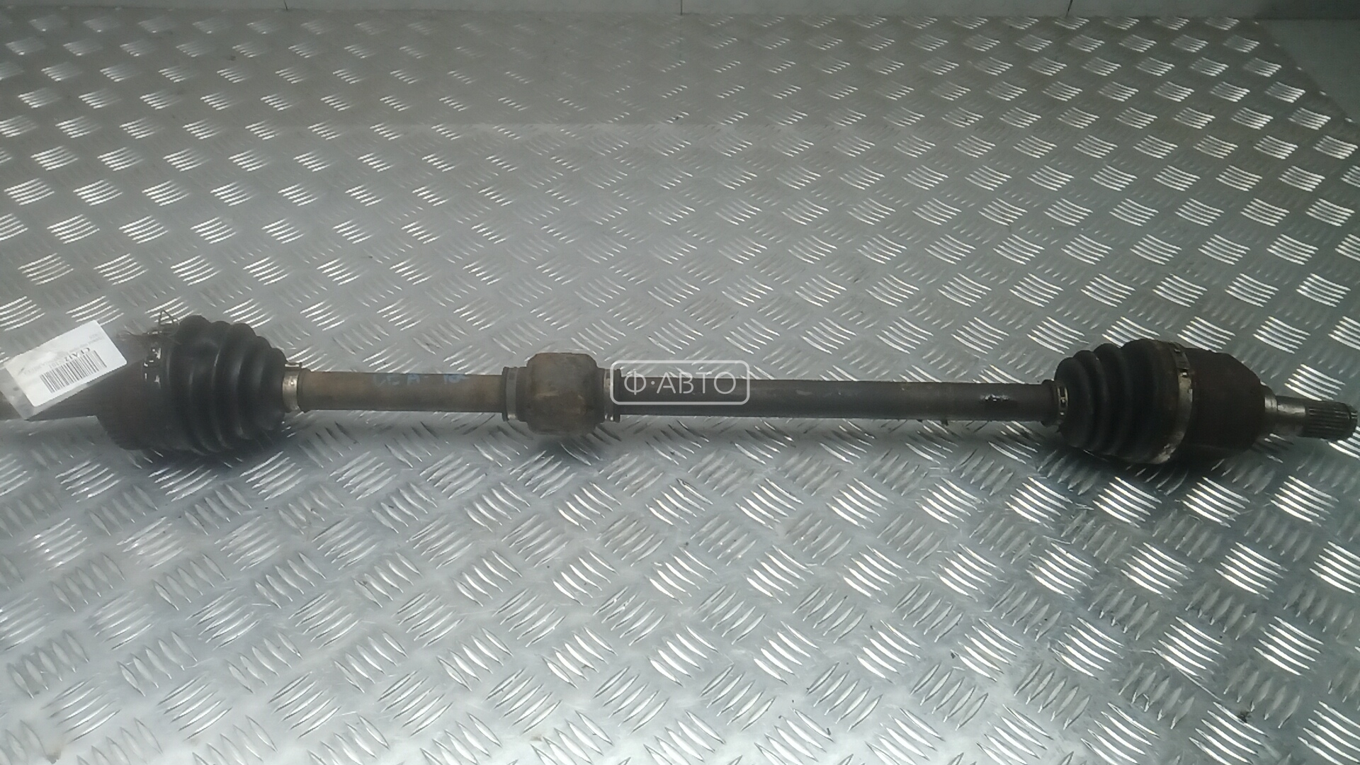 Привод передний правый