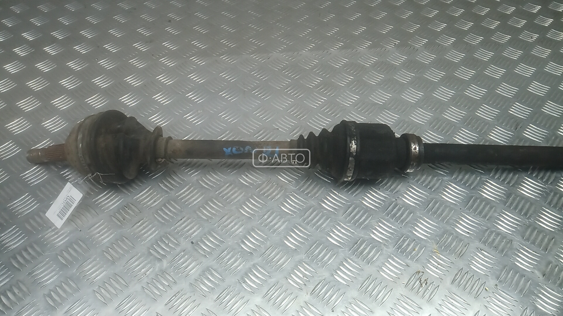 Привод передний правый