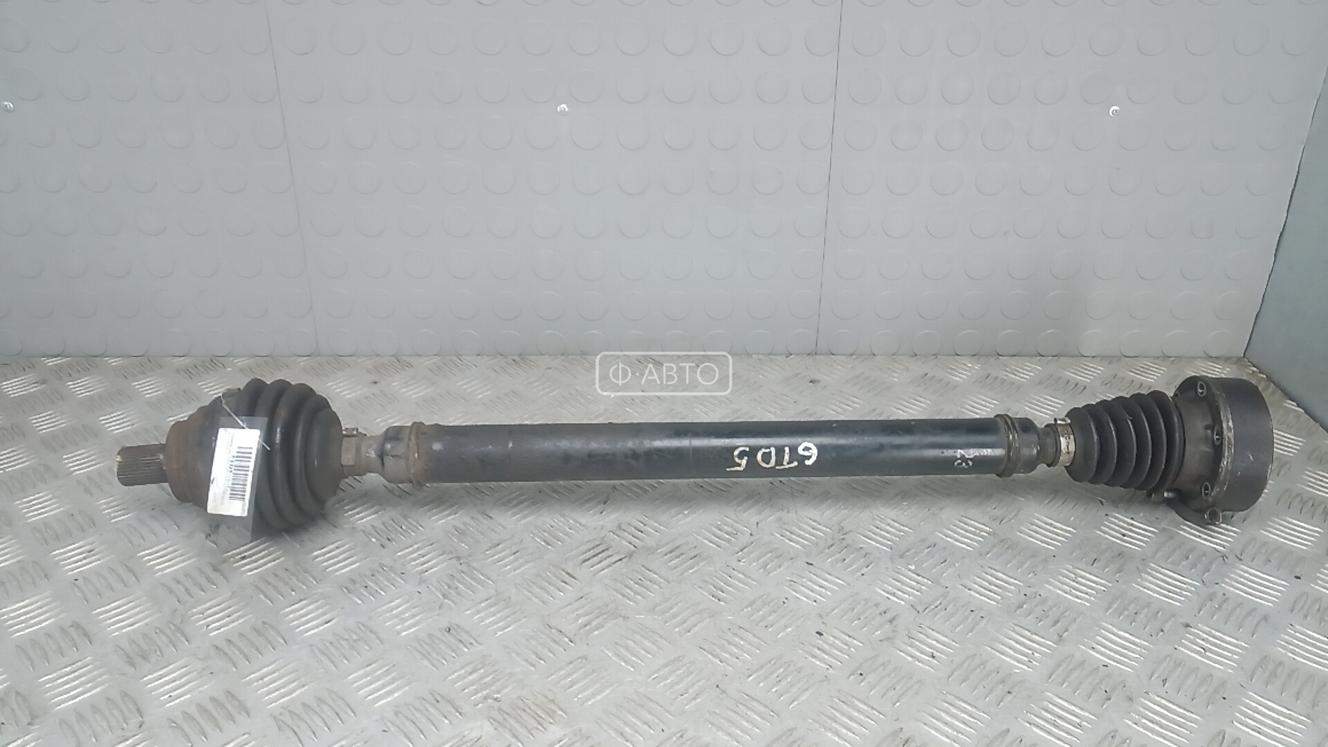 Привод передний правый