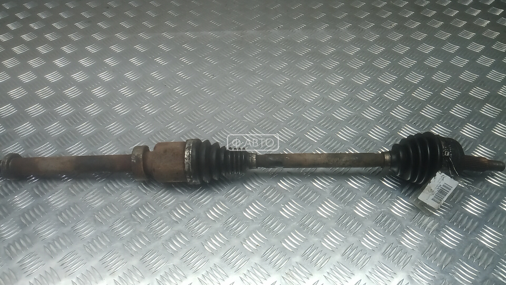 Привод передний правый