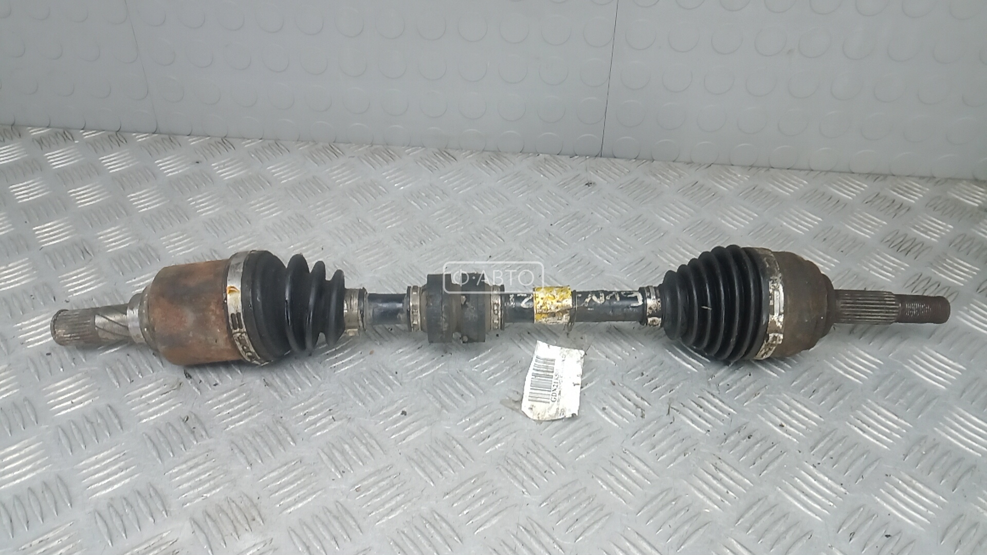 Привод передний левый