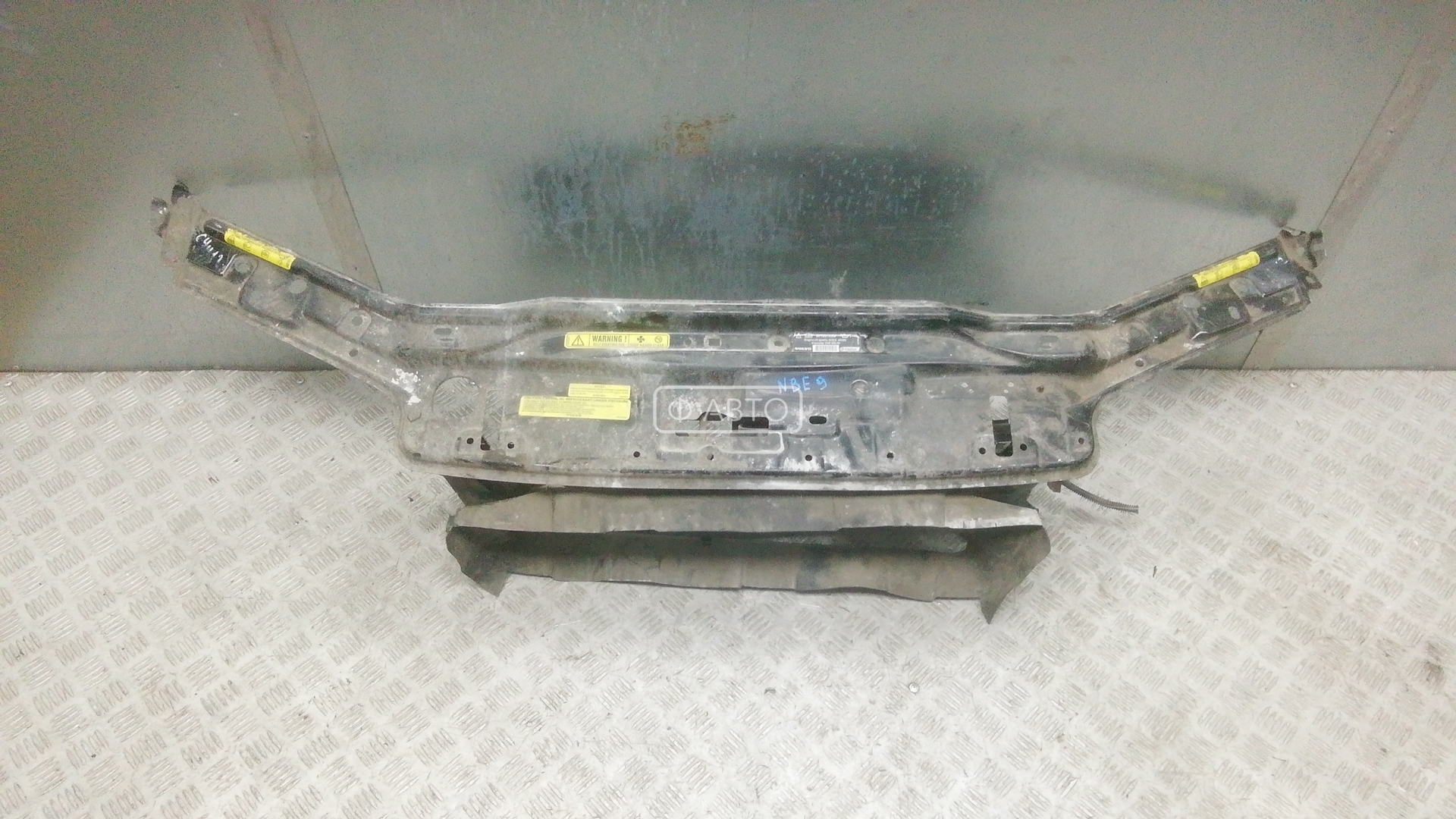 Передняя панель крепления облицовки (телевизор)