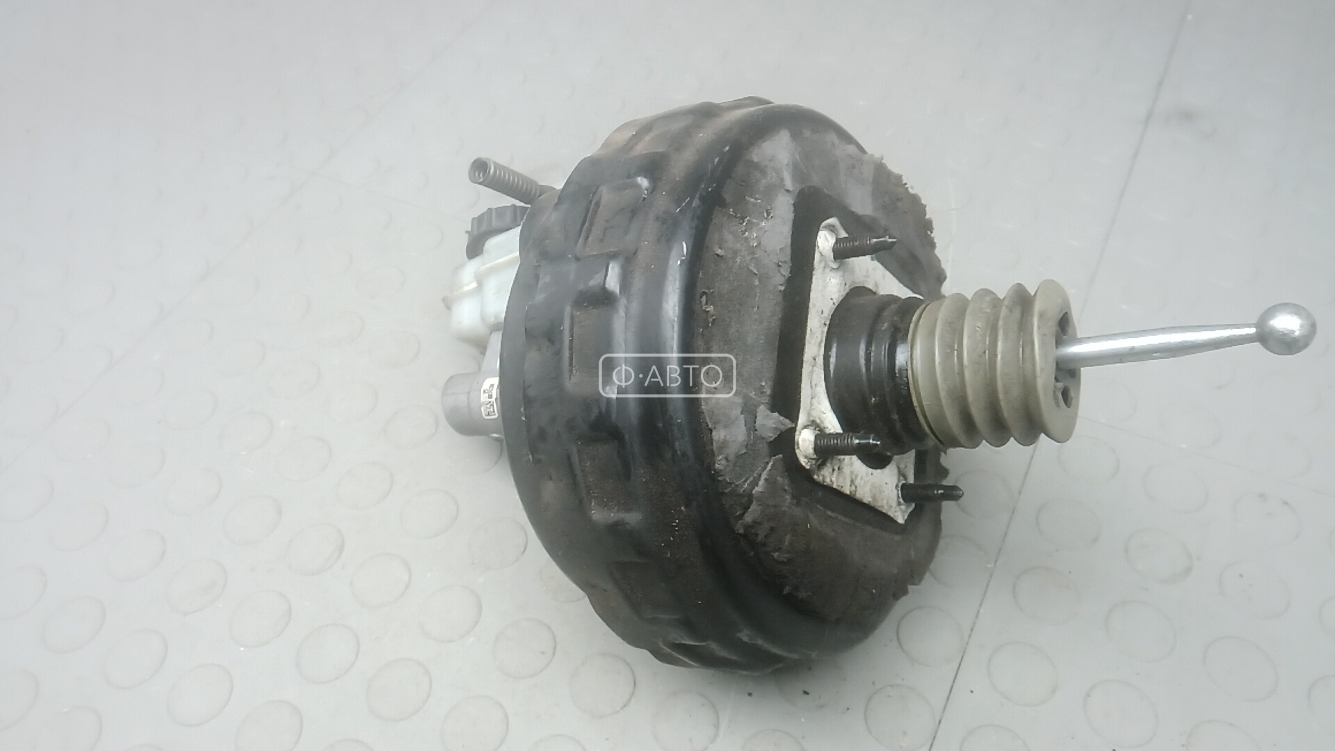 Вакуумный усилитель тормозов