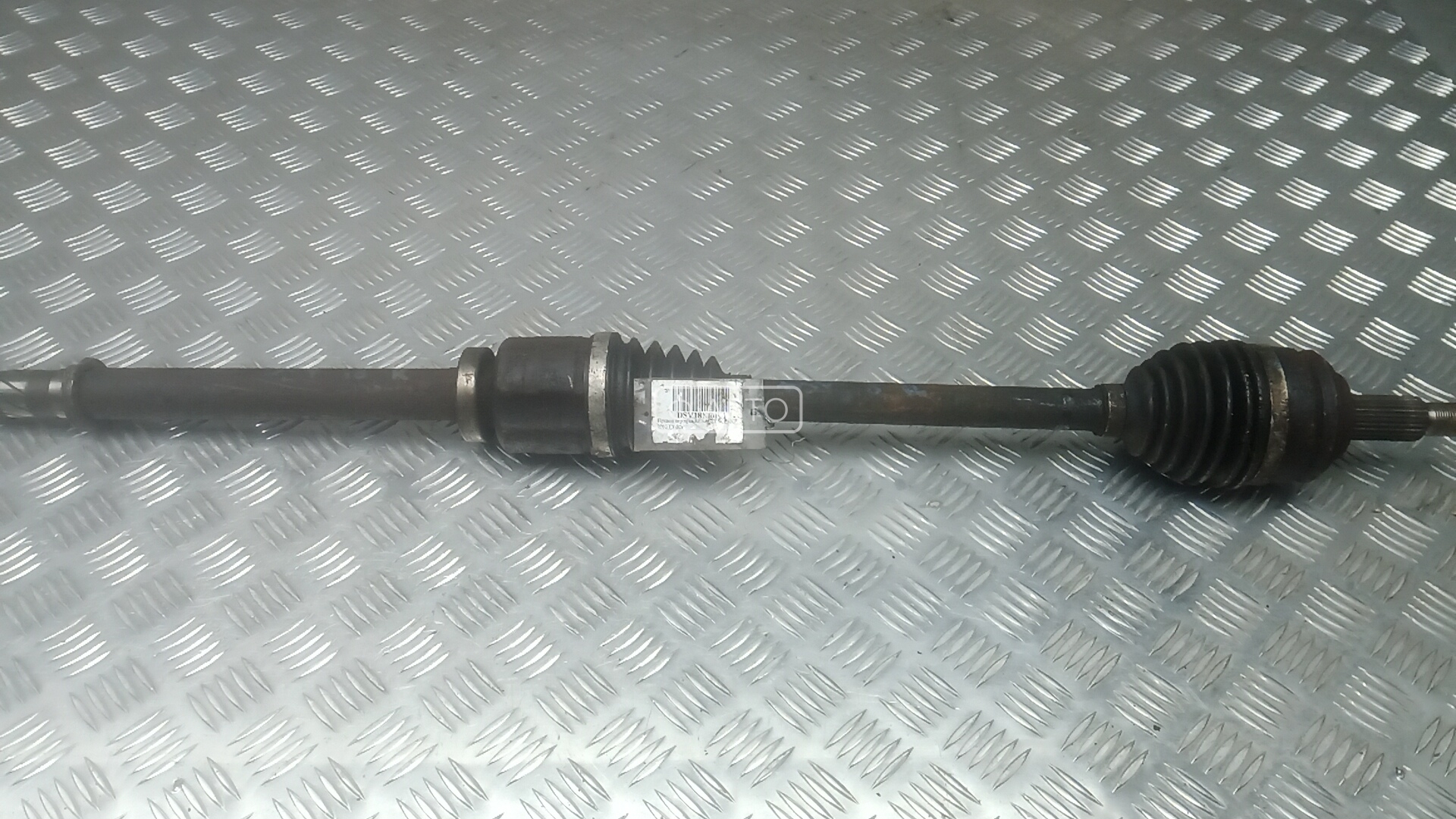 Привод передний правый