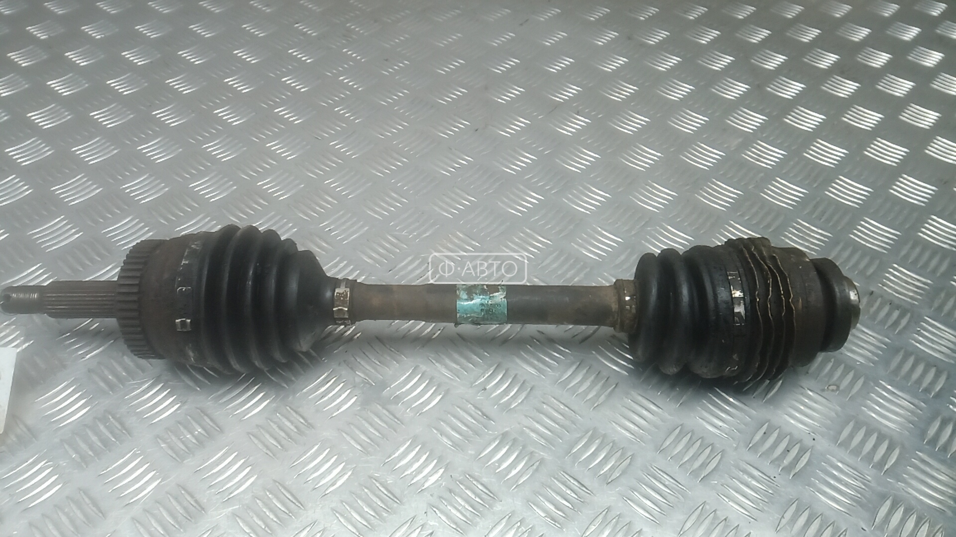 Привод передний правый