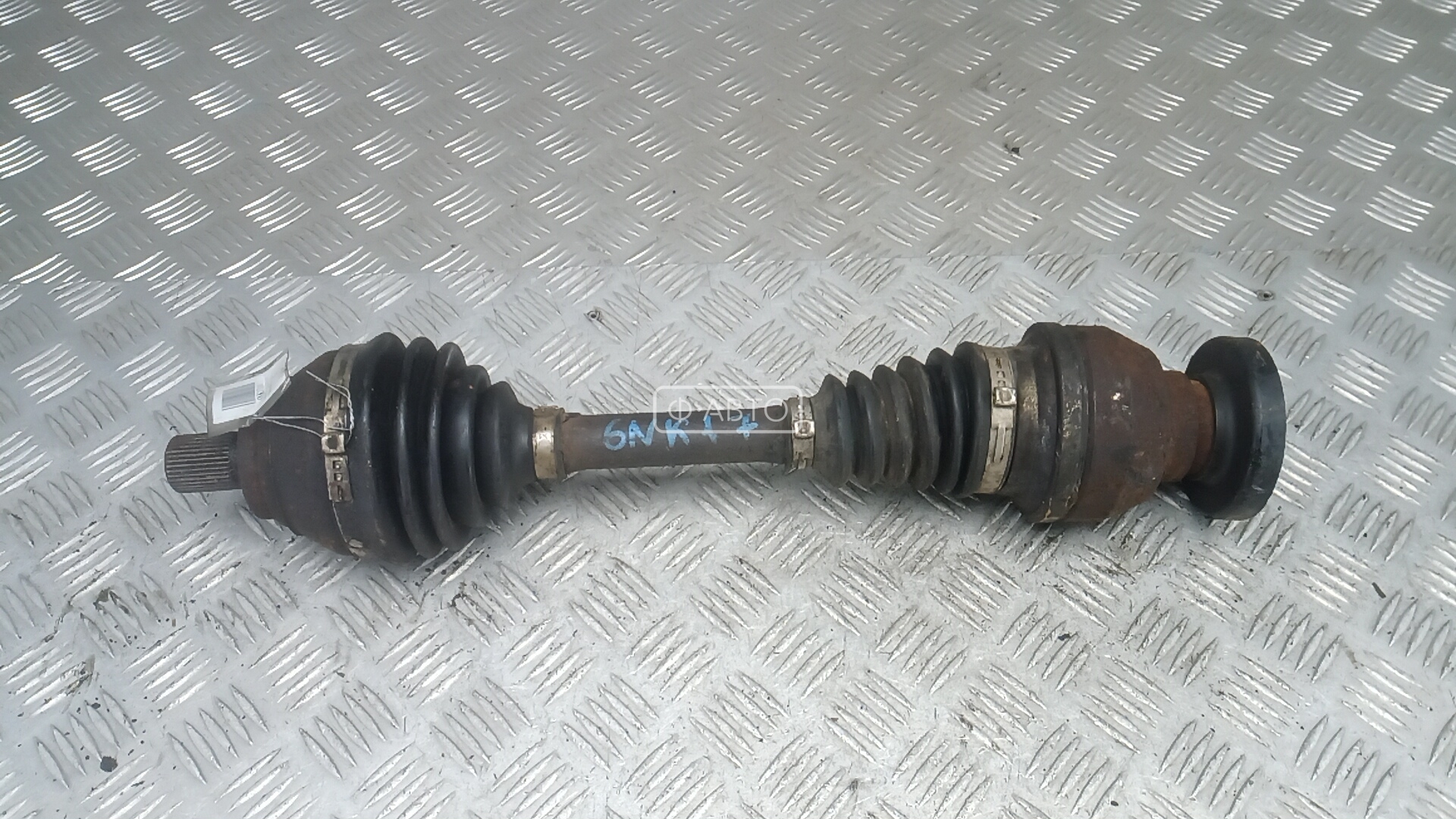 Привод передний правый