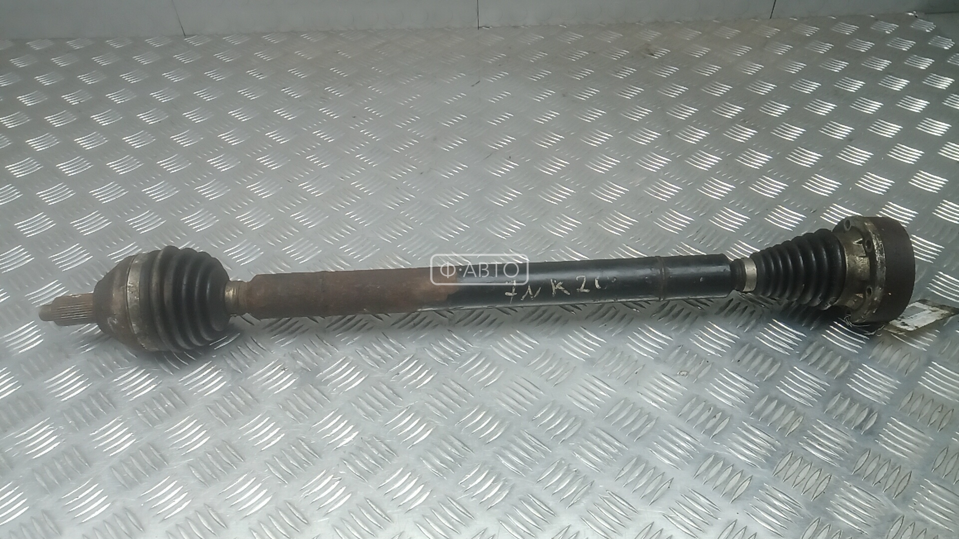 Привод передний правый