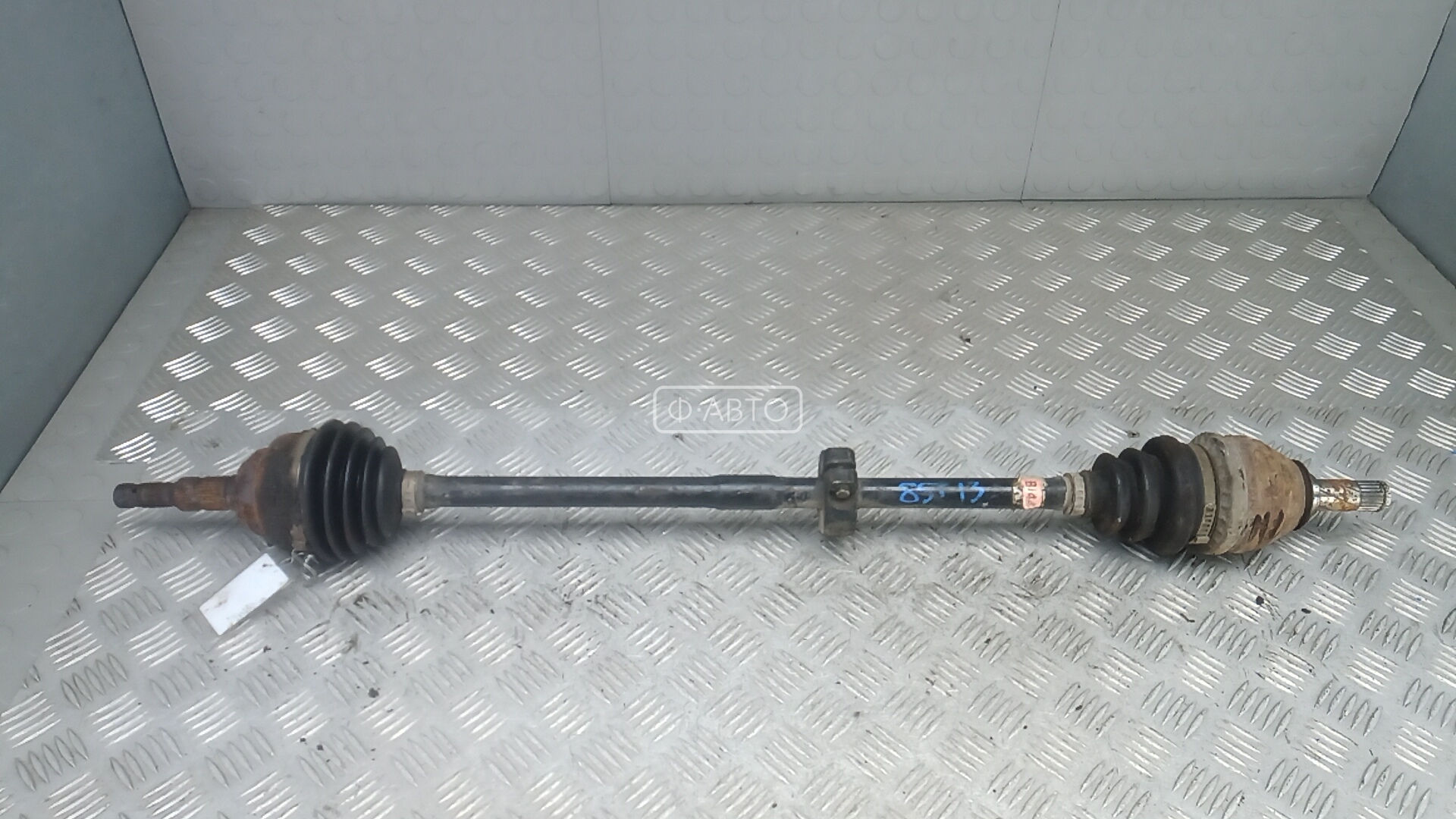 Привод передний правый