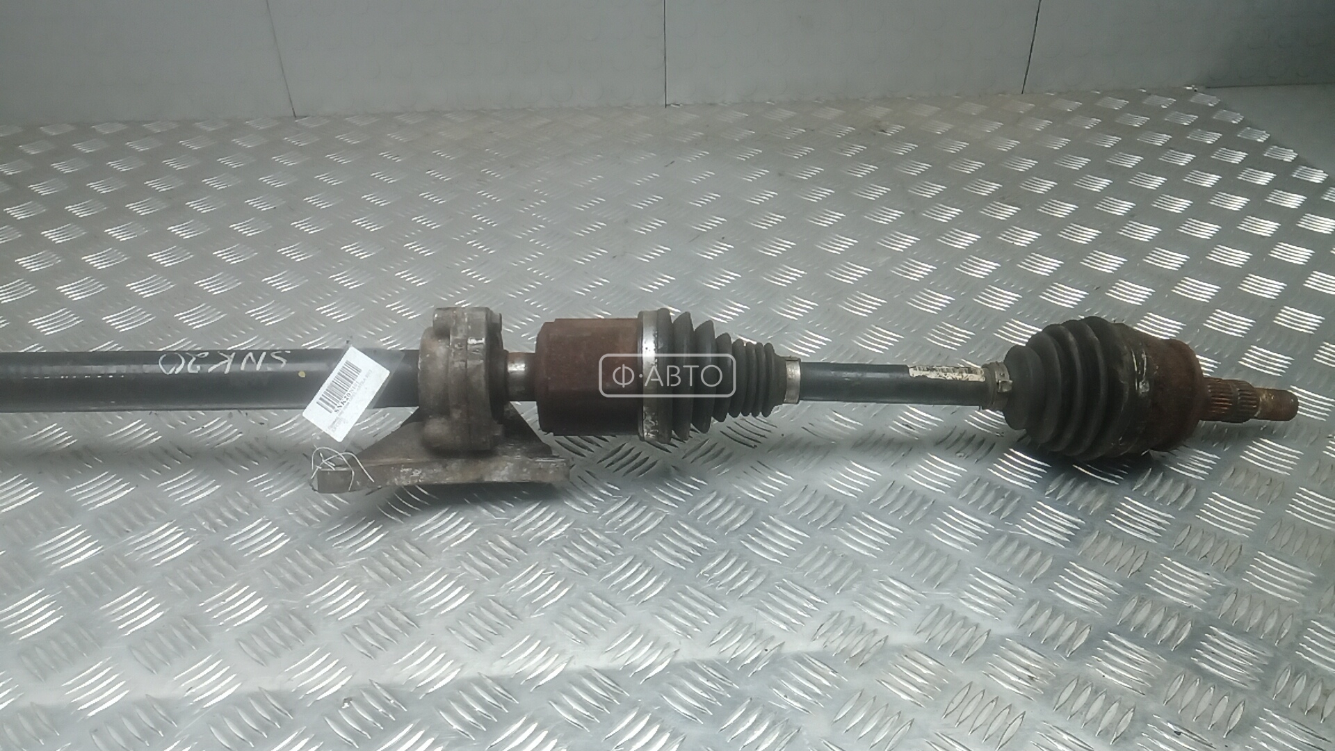 Привод передний правый