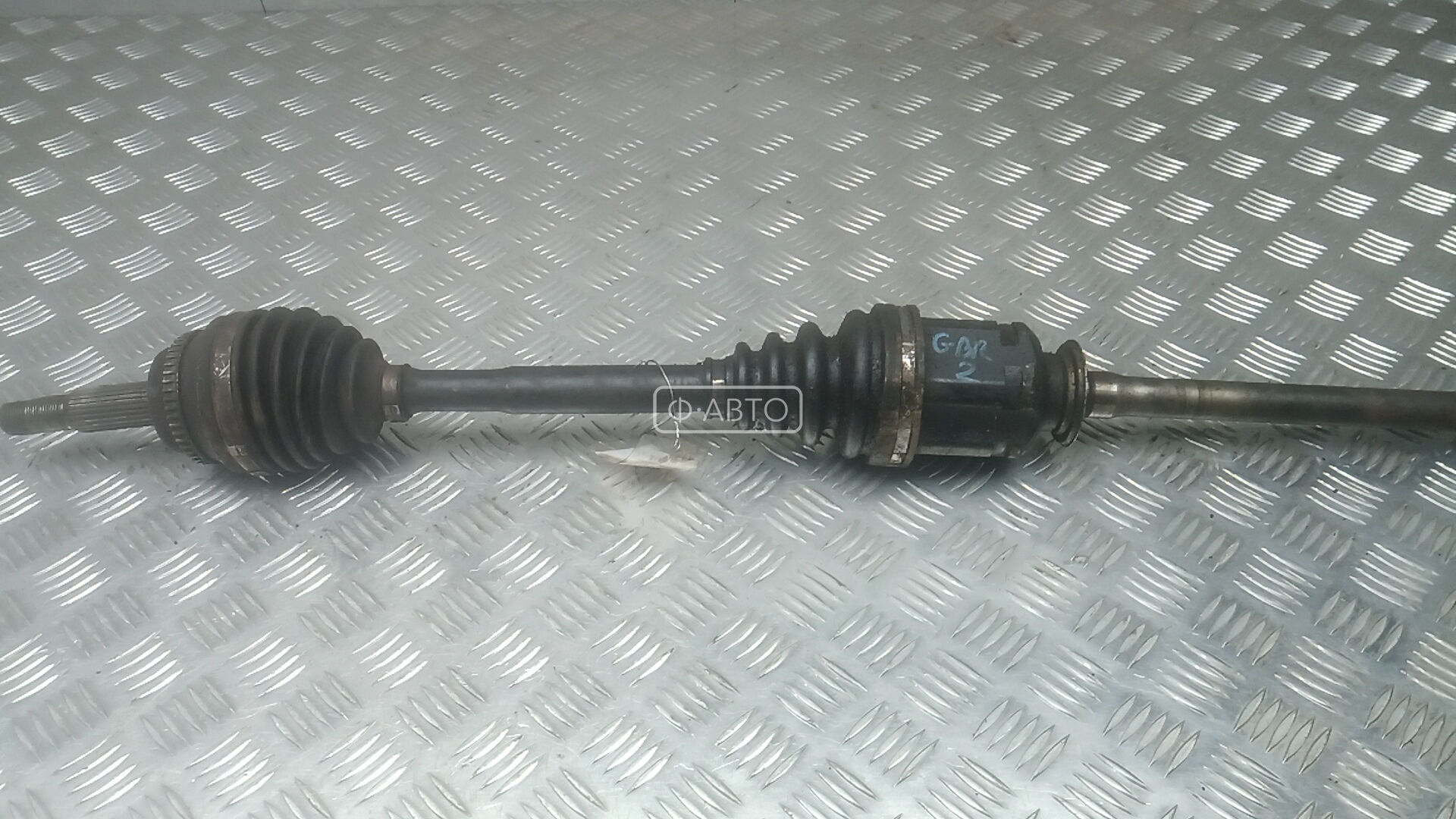 Привод передний правый