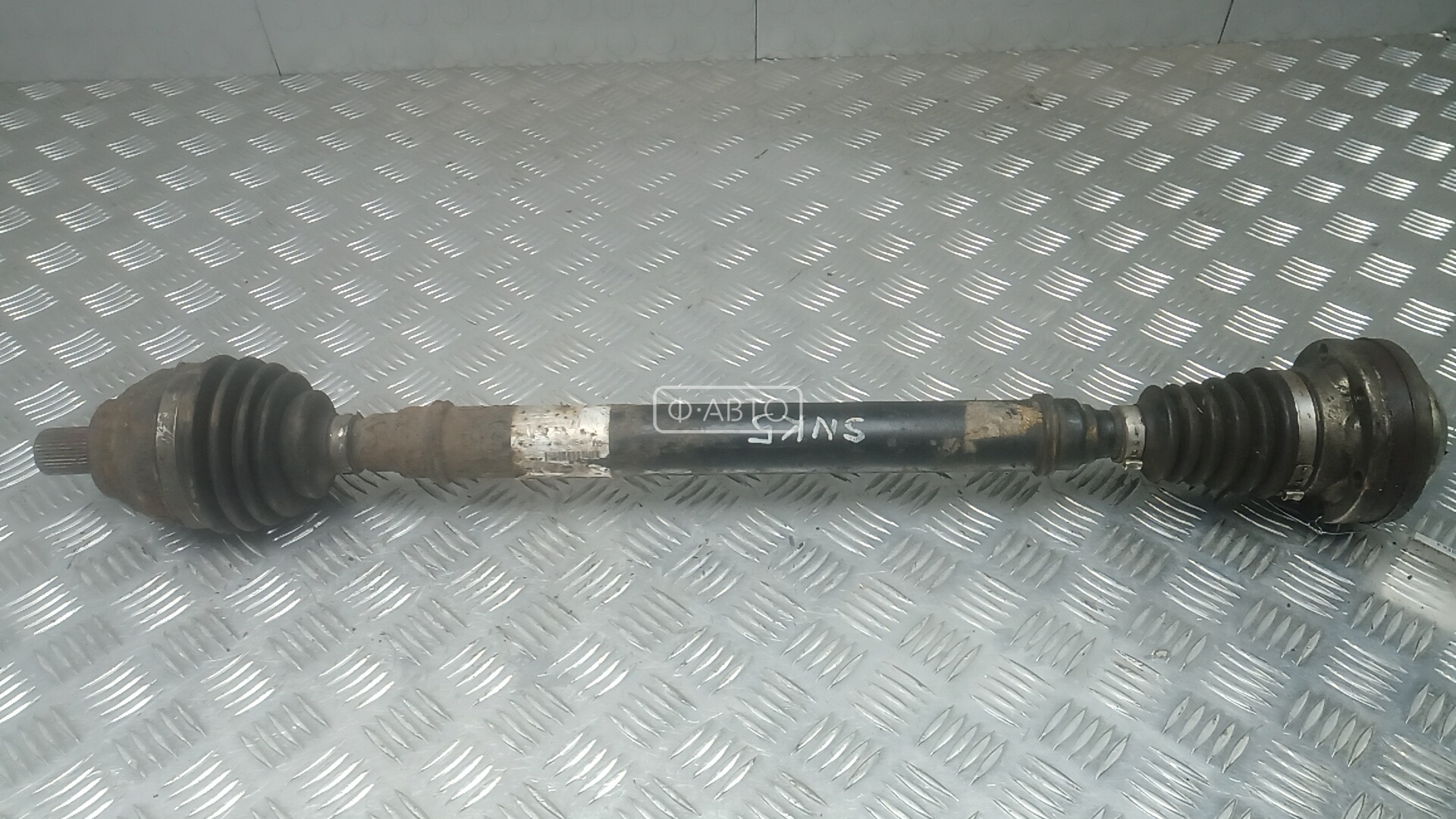 Привод передний правый