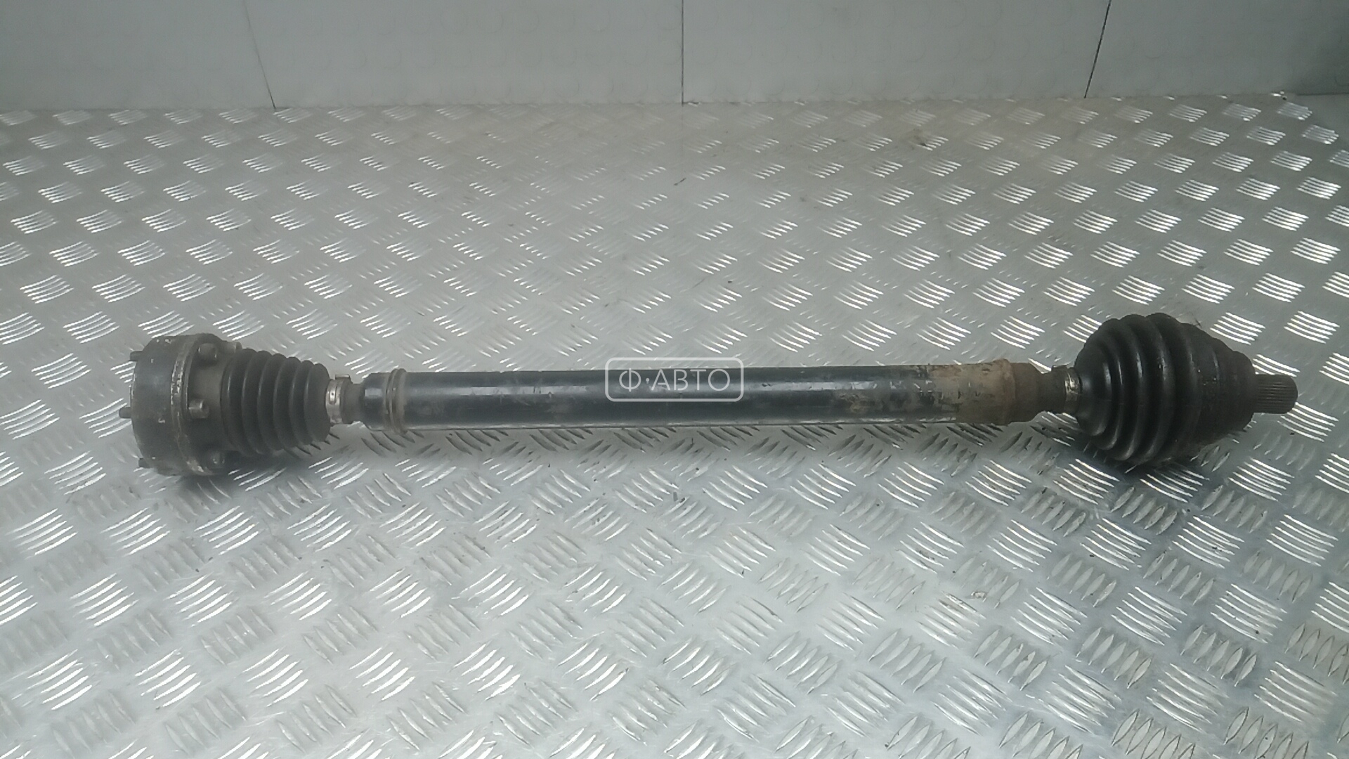 Привод передний правый