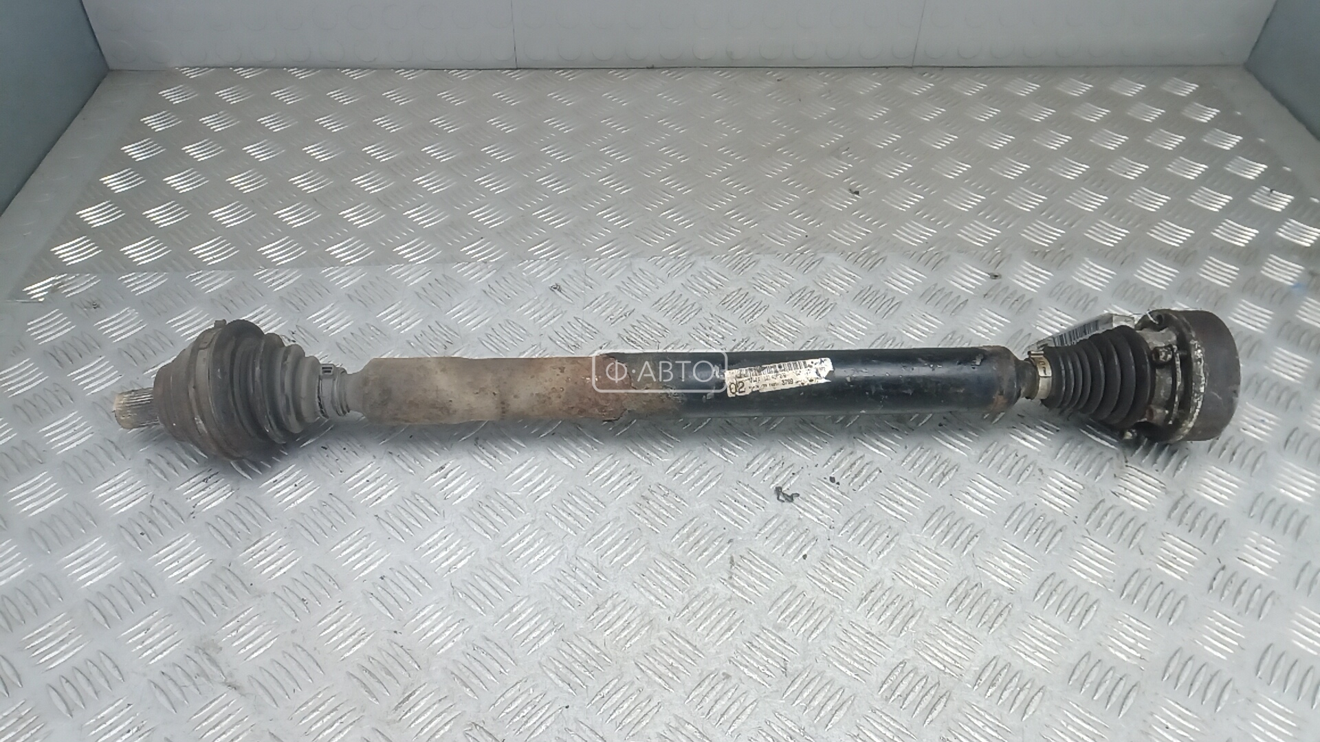 Привод передний правый