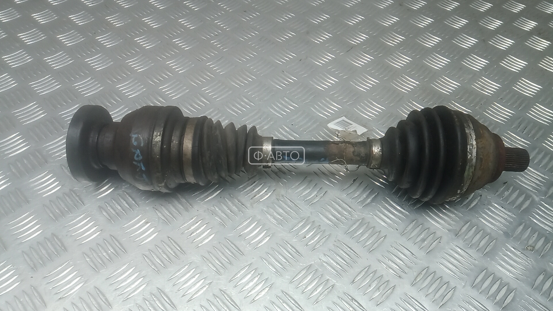 Привод передний левый