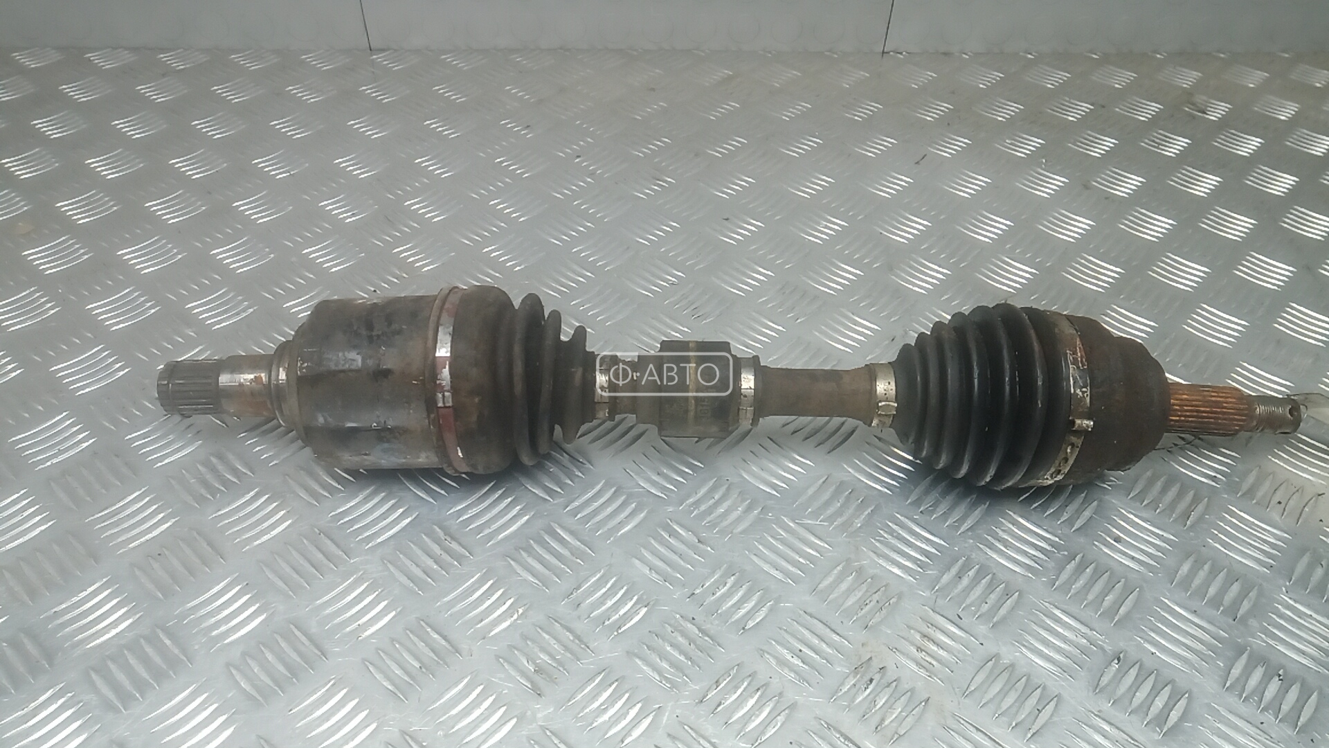 Привод передний левый