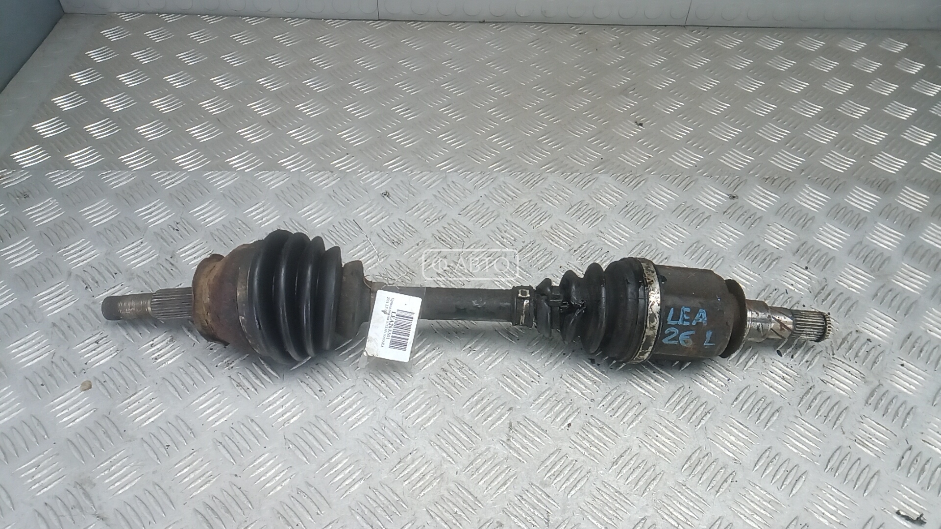 Привод передний левый