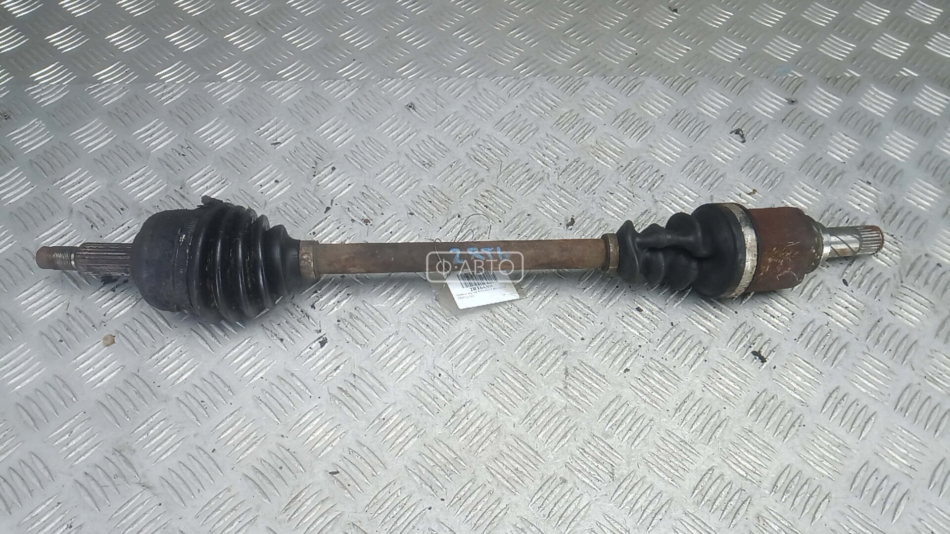 Привод передний левый