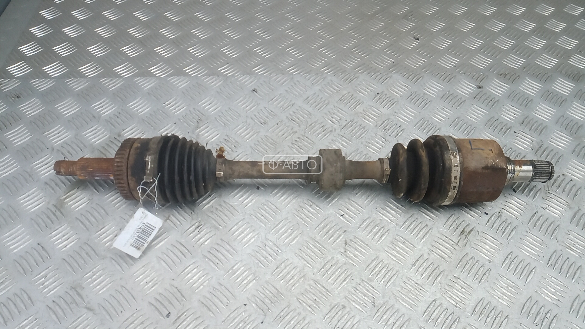 Привод передний левый