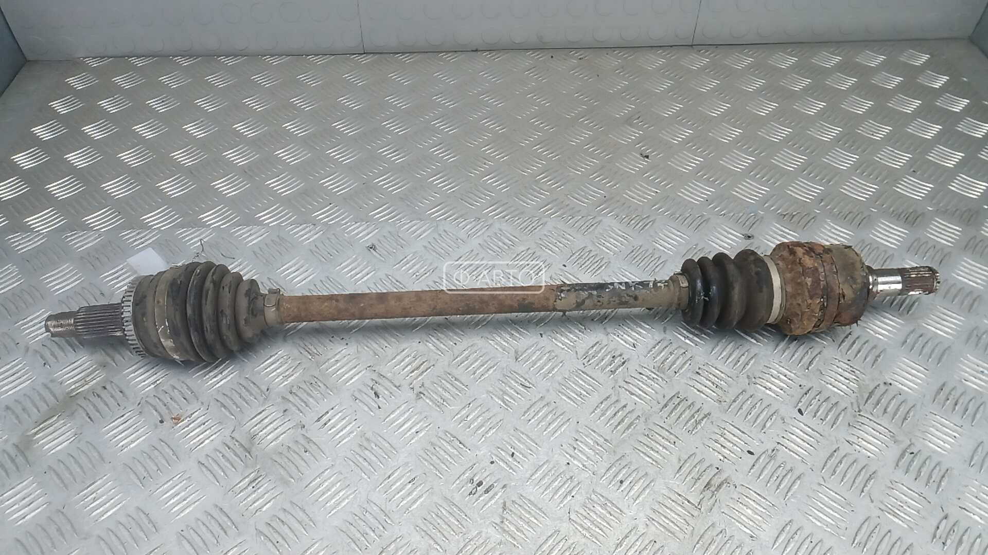 Привод задний левый