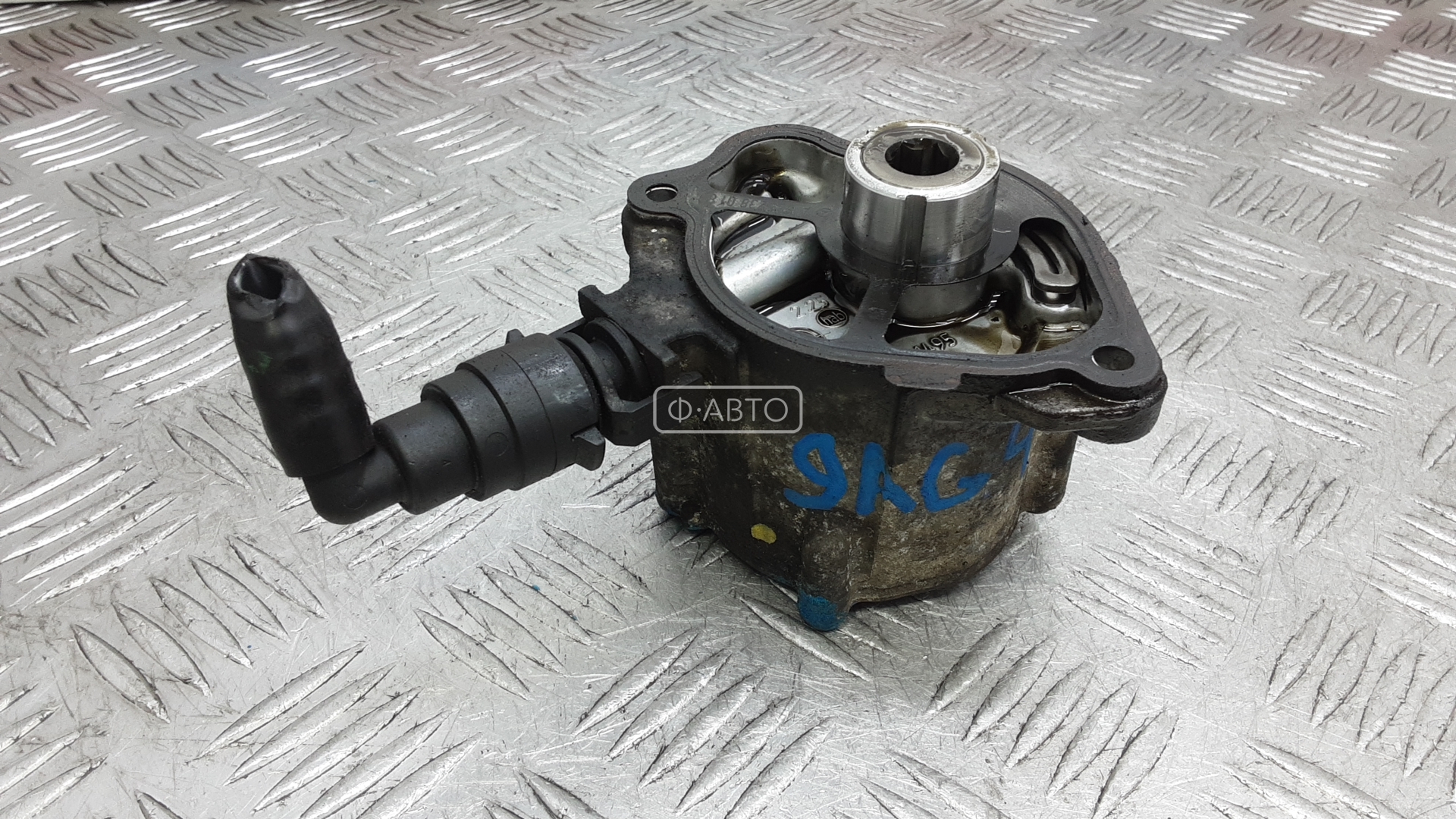 Насос вакуумный