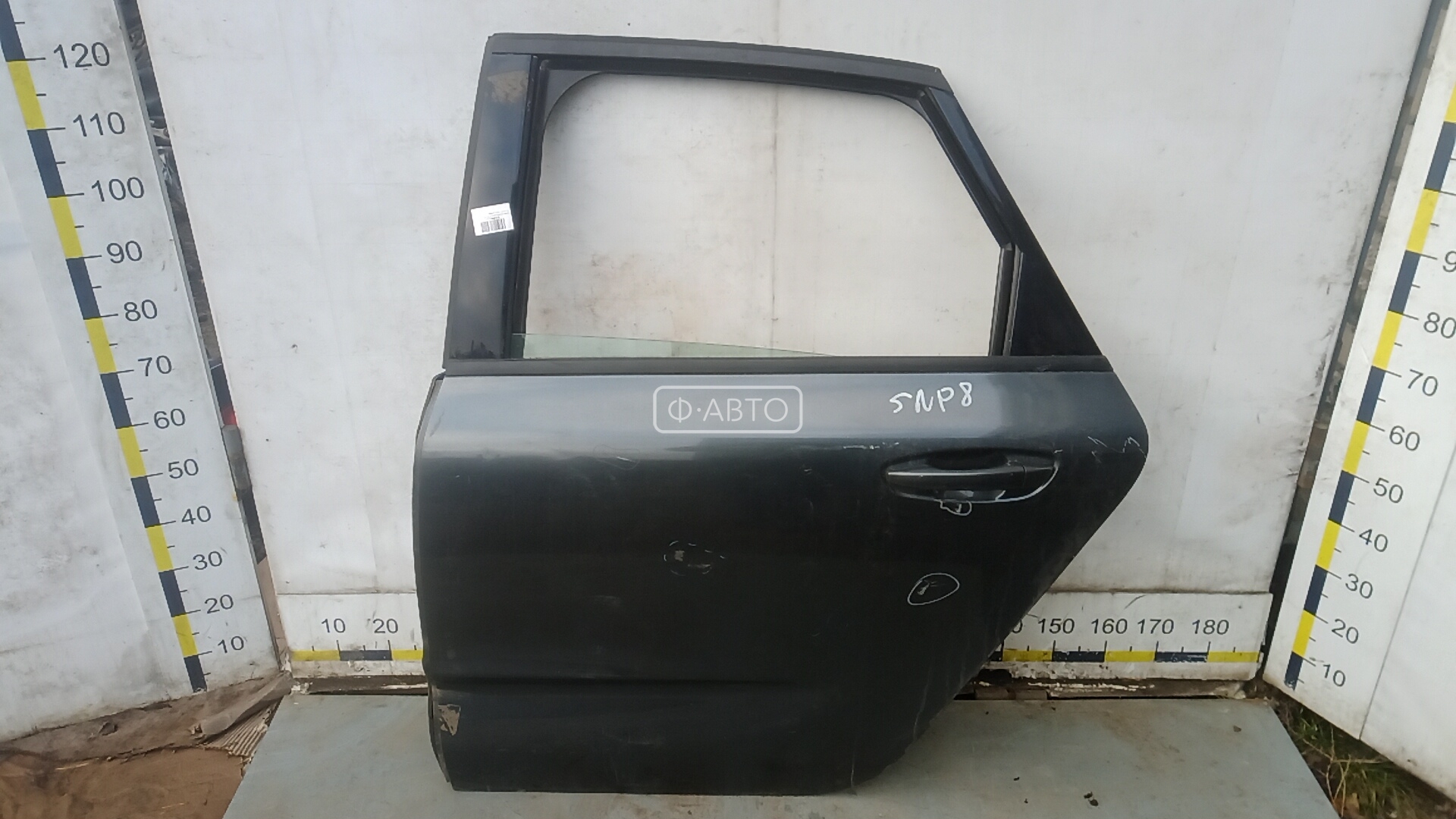 Дверь задняя левая