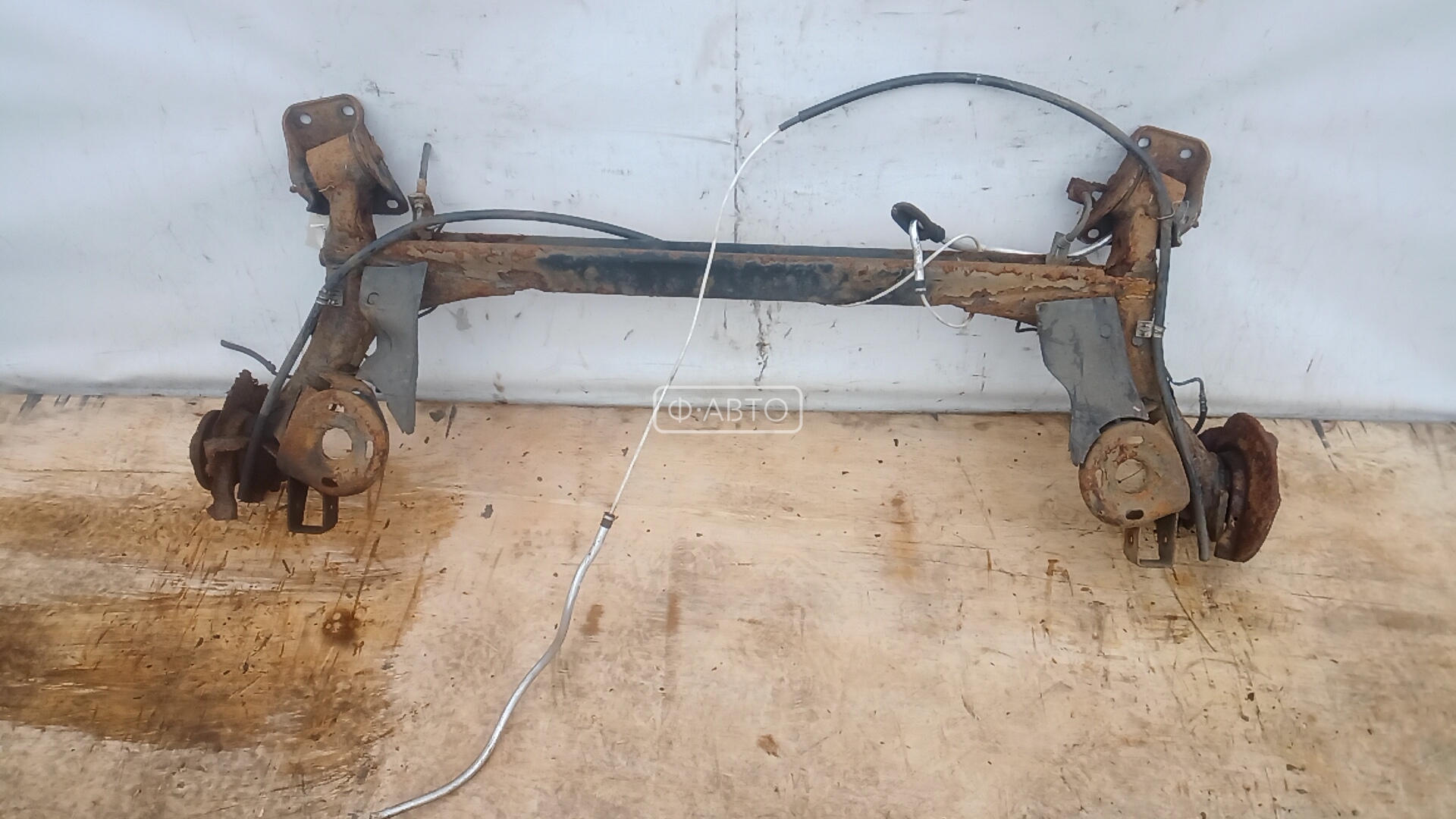 Балка задняя