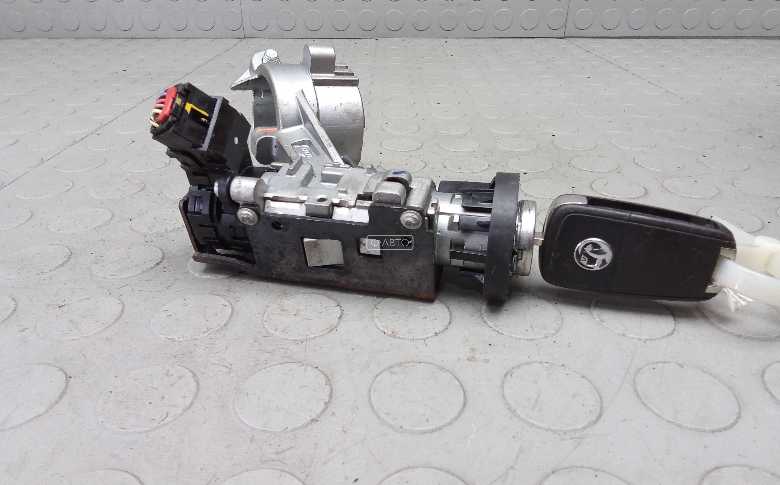 Замок зажигания