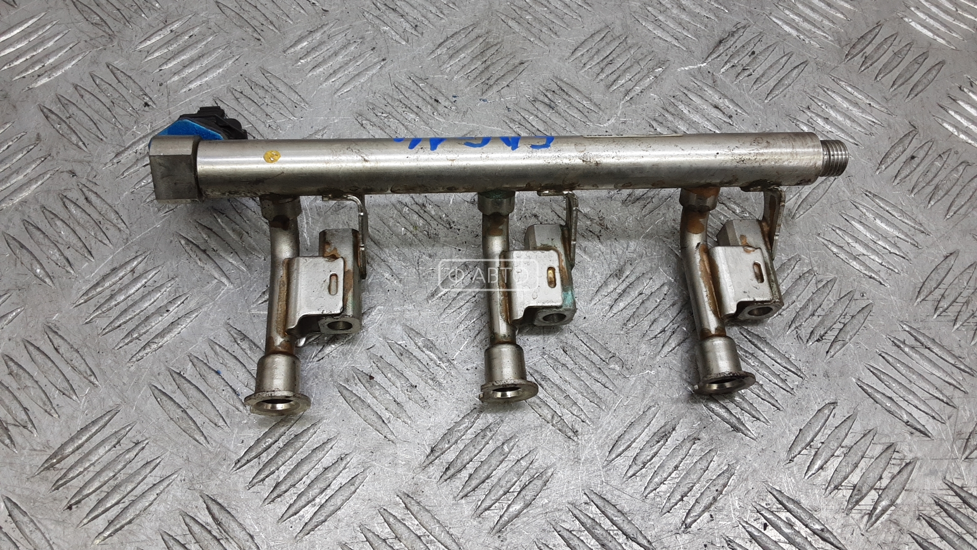 Топливная рампа бензиновая