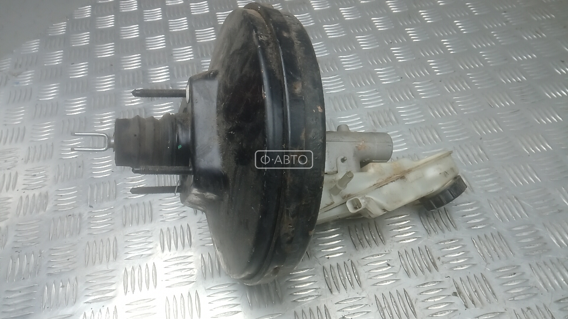 Вакуумный усилитель тормозов