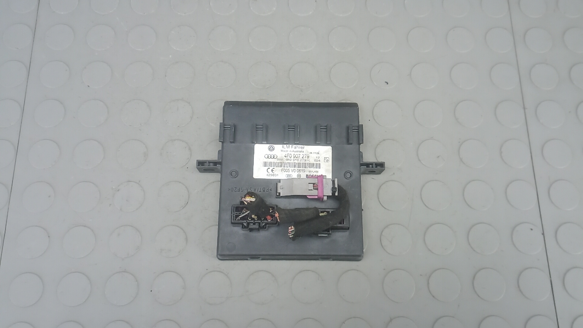 Блок бортовой сети (блок управления BCM)