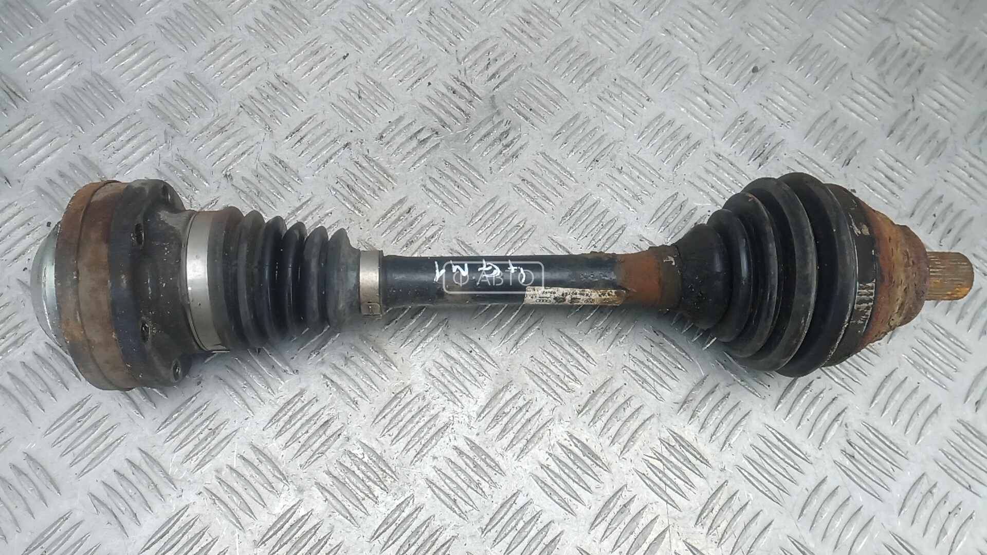 Привод передний левый