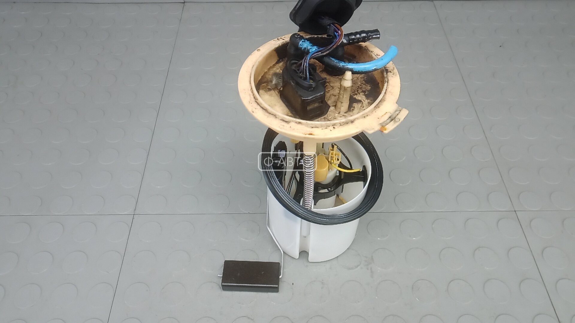 Насос топливный электрический