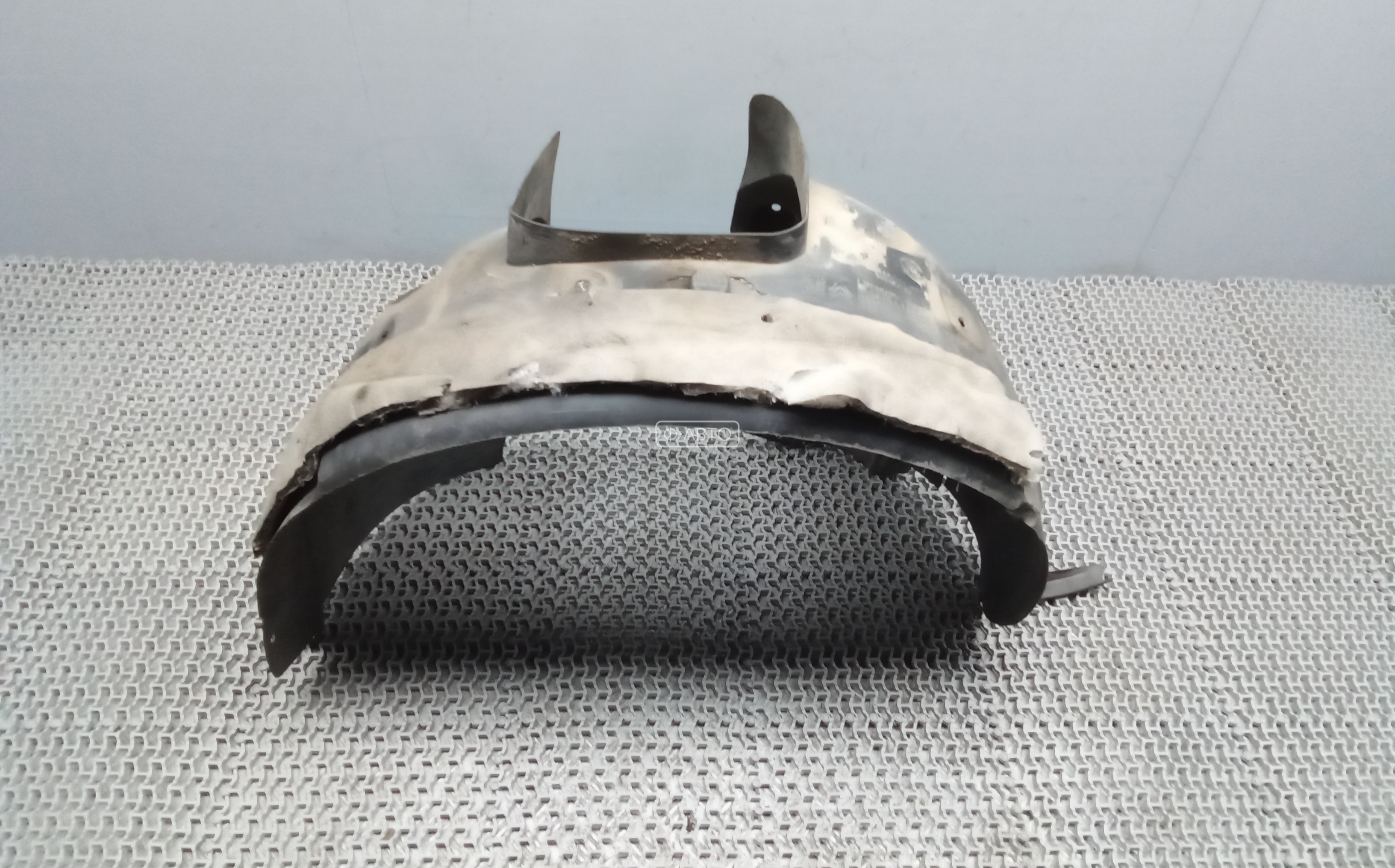 Защита арок (защита крыла, подкрылок) передняя правая