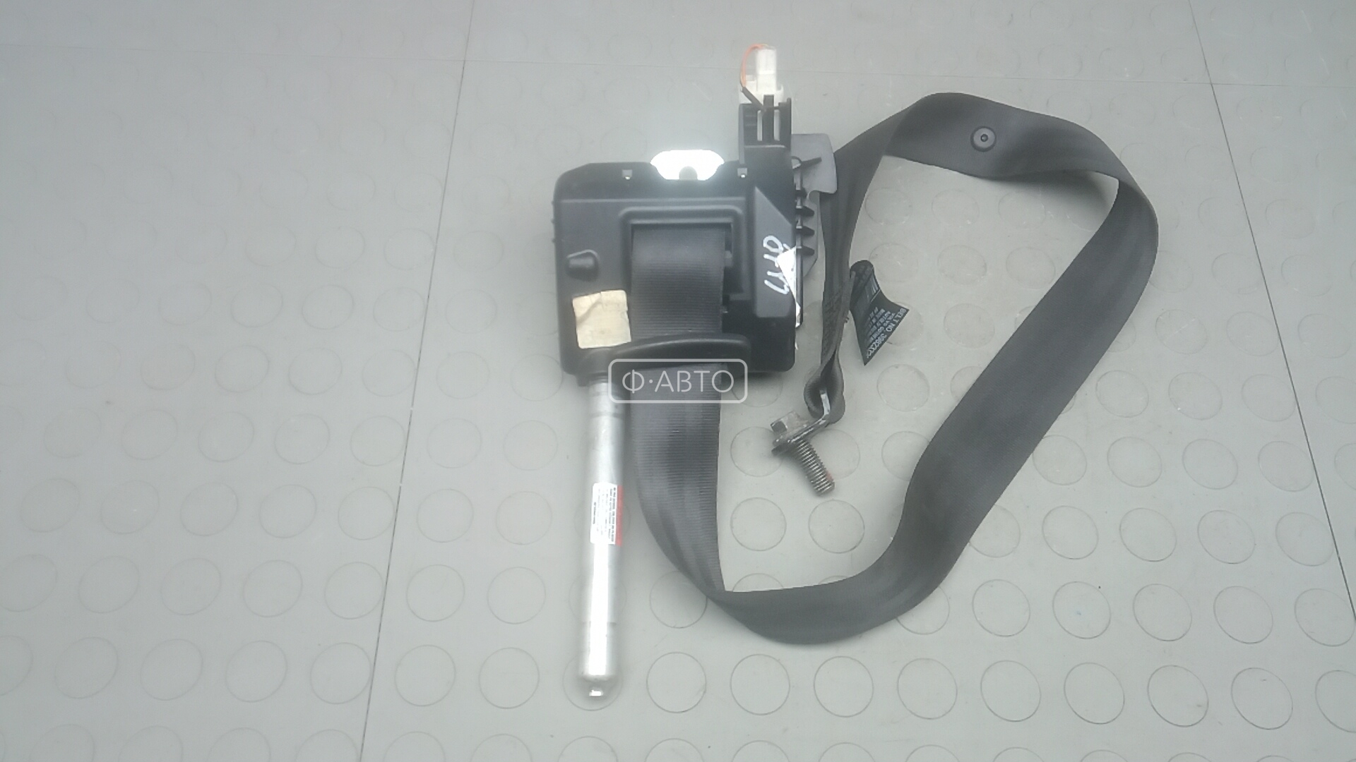 Ремень безопасности с пиропатроном сиденья заднего