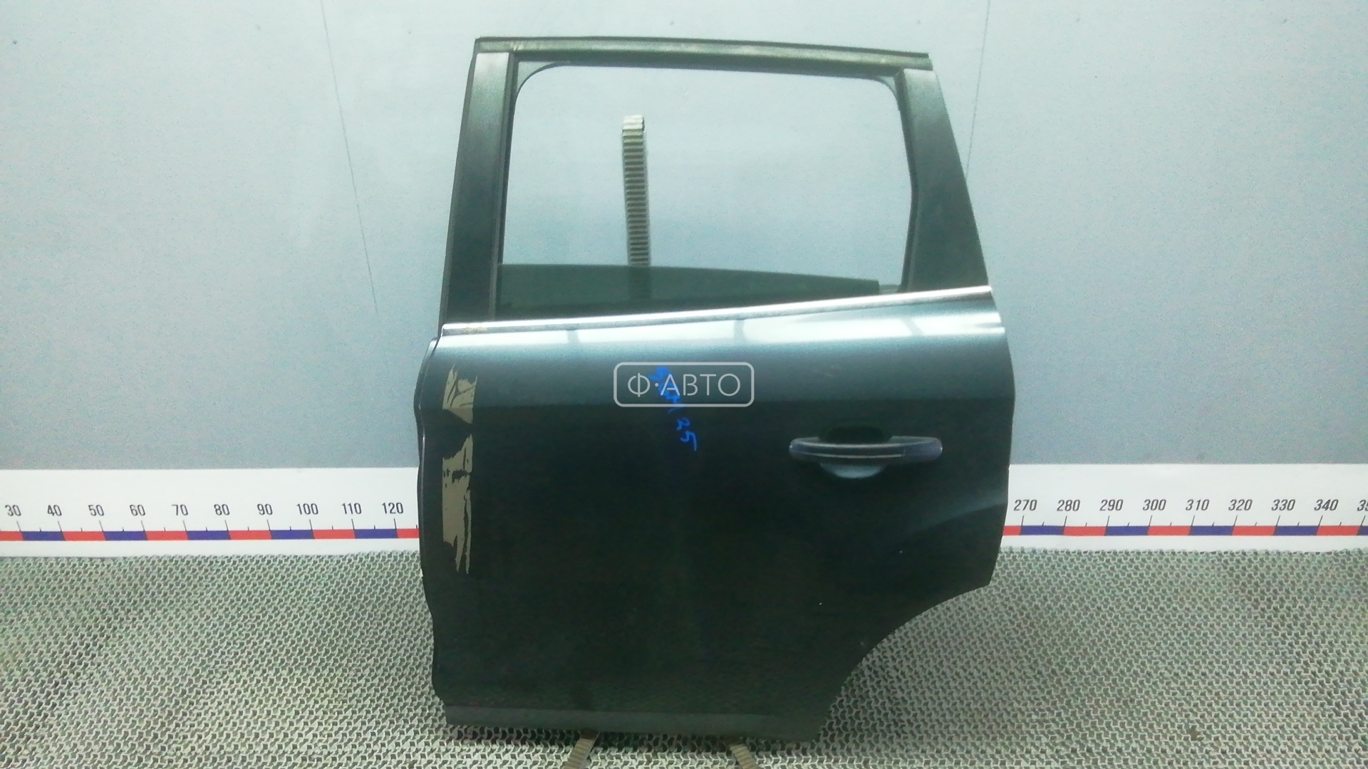 Дверь задняя левая