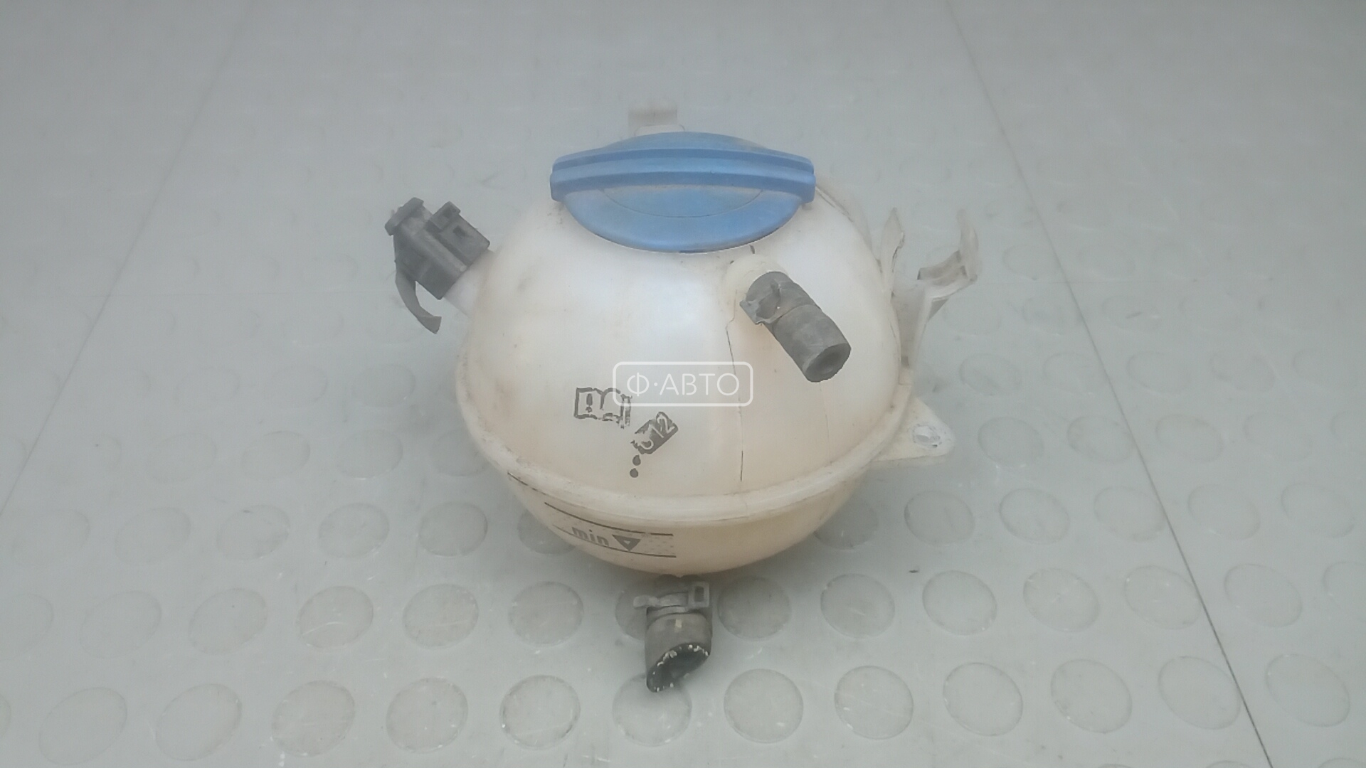 Бачок расширительный