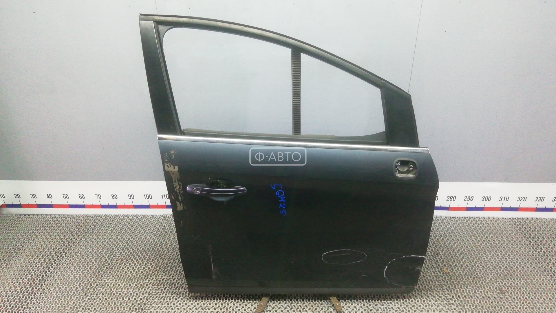Дверь передняя правая