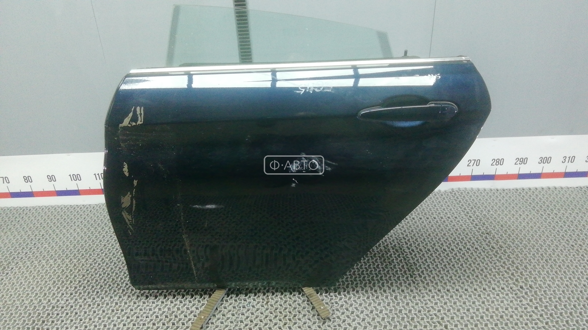 Дверь задняя левая