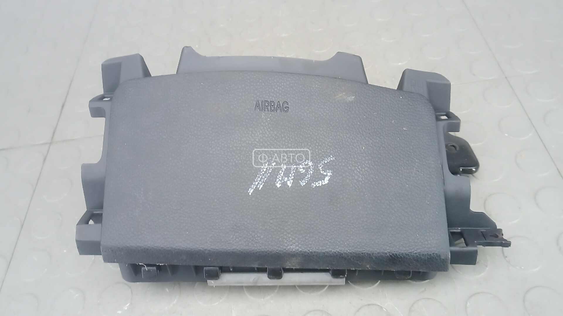 Подушка безопасности пассажира