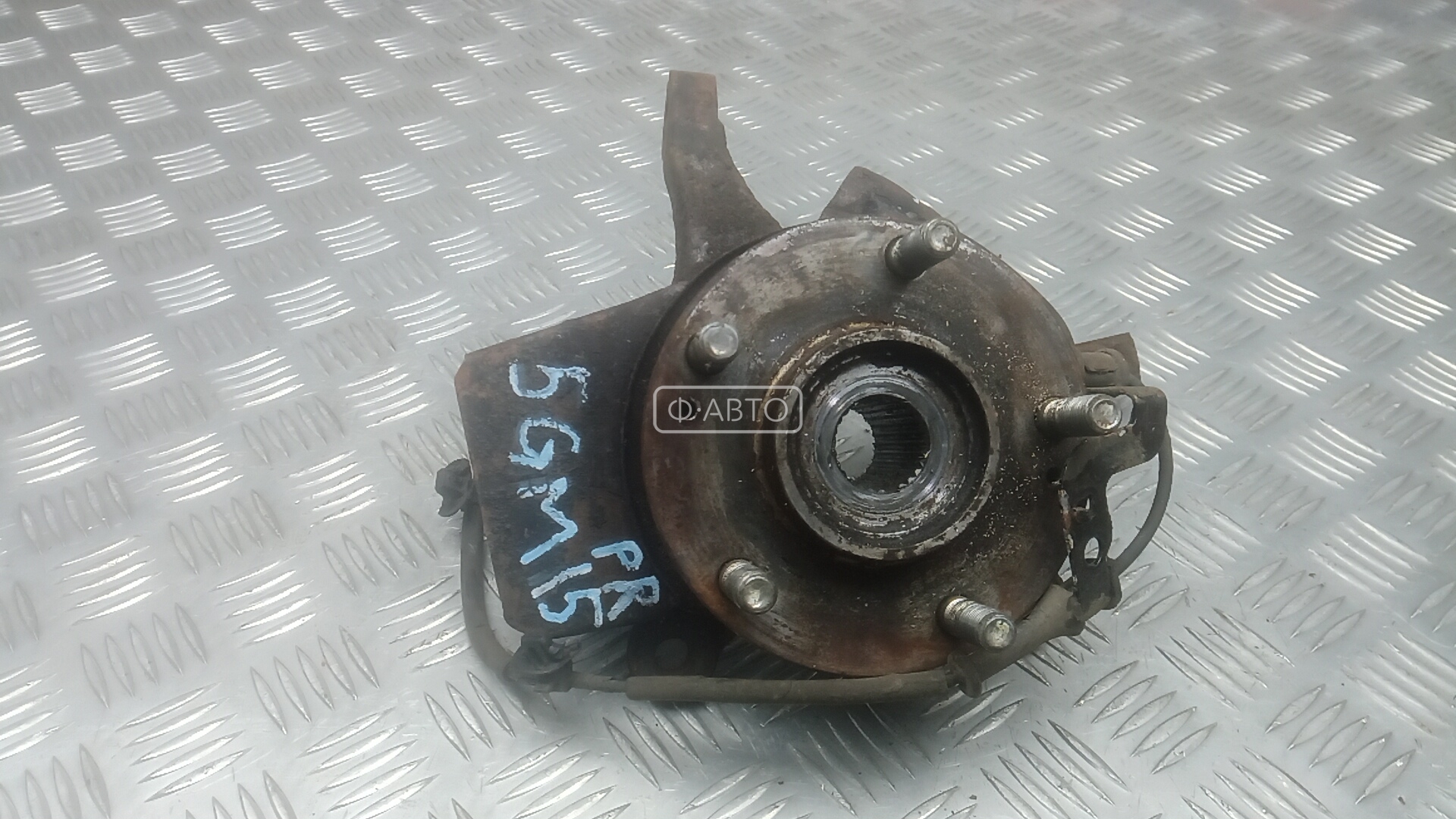 Ступица передняя правая