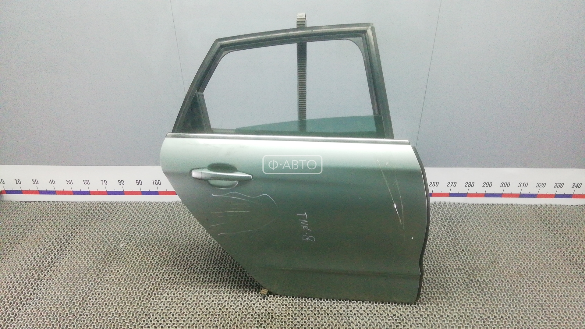 Дверь задняя правая