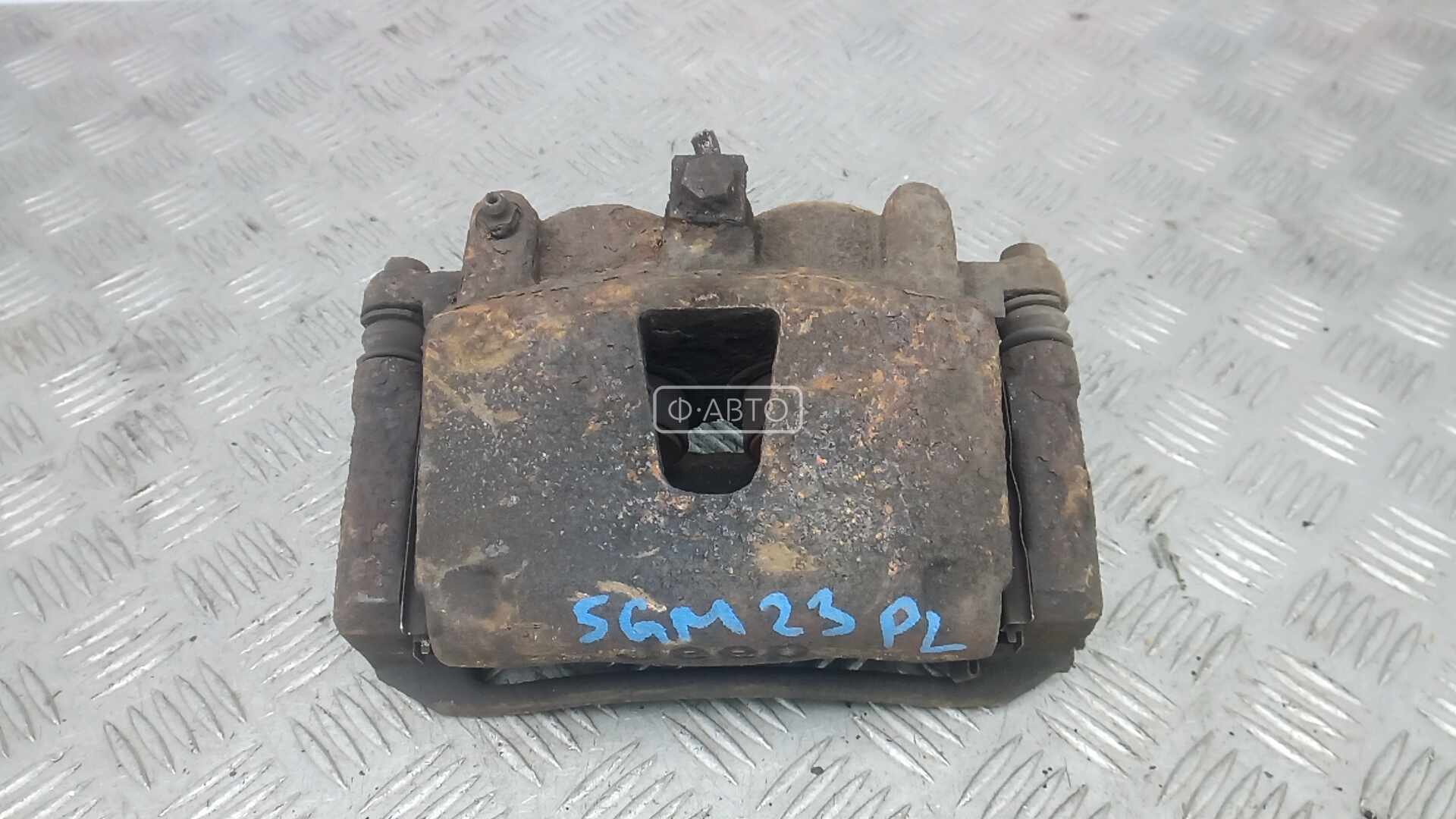 Суппорт тормозной передний левый