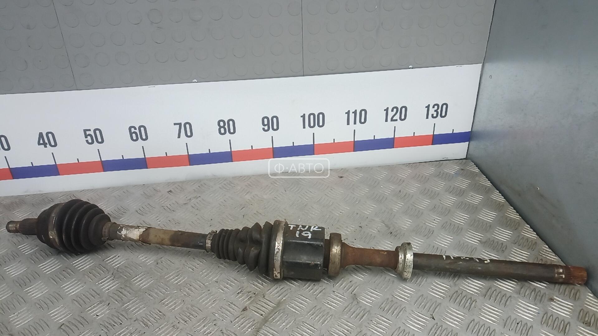 Привод передний правый