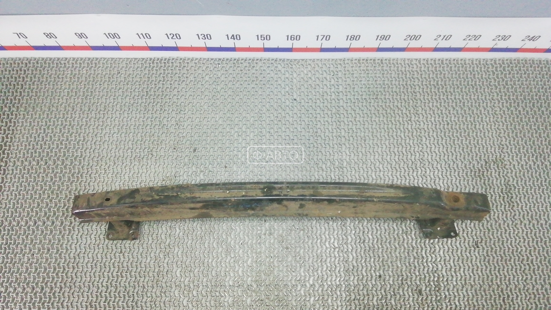 Усилитель бампера задний