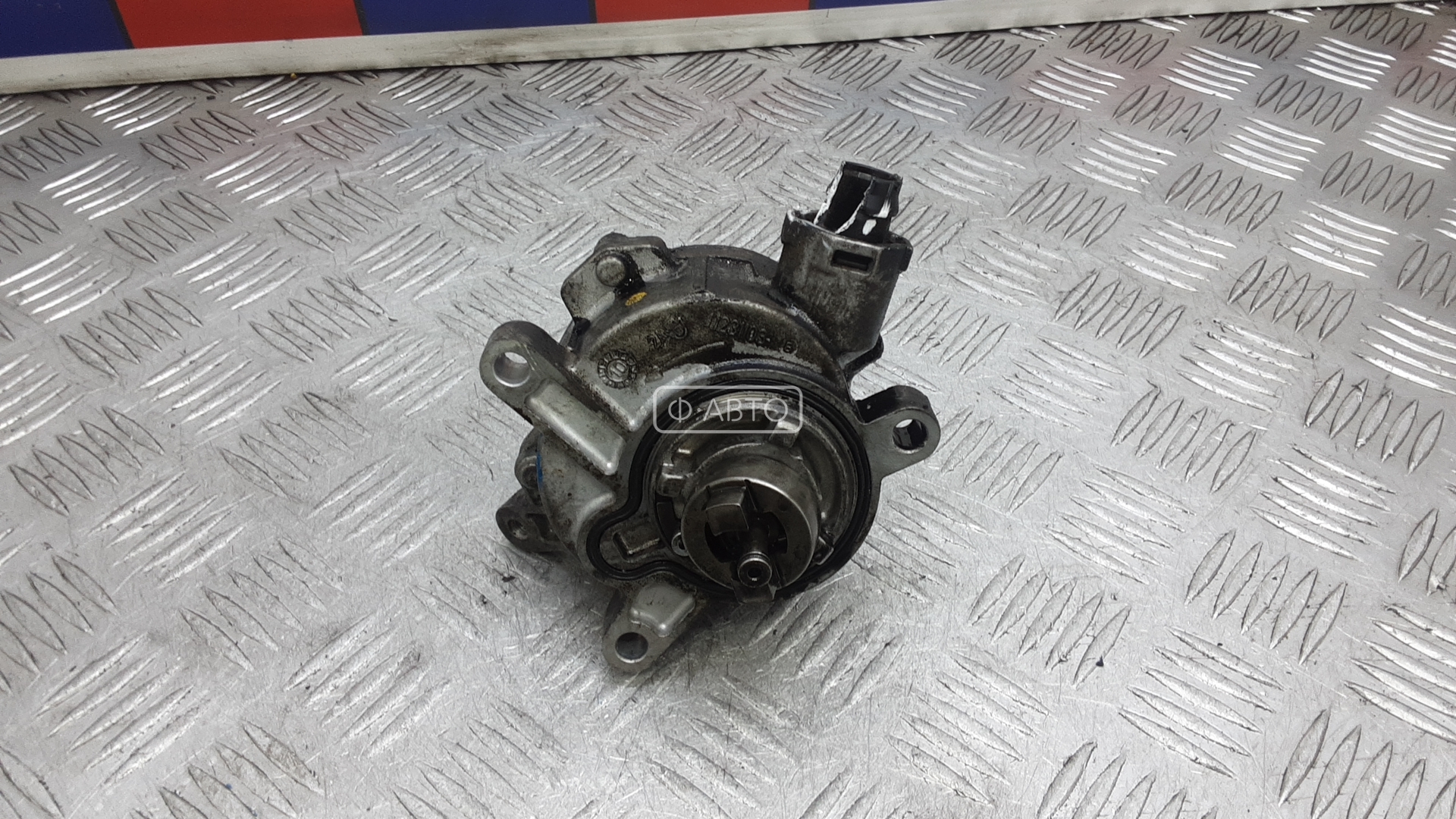 Насос вакуумный