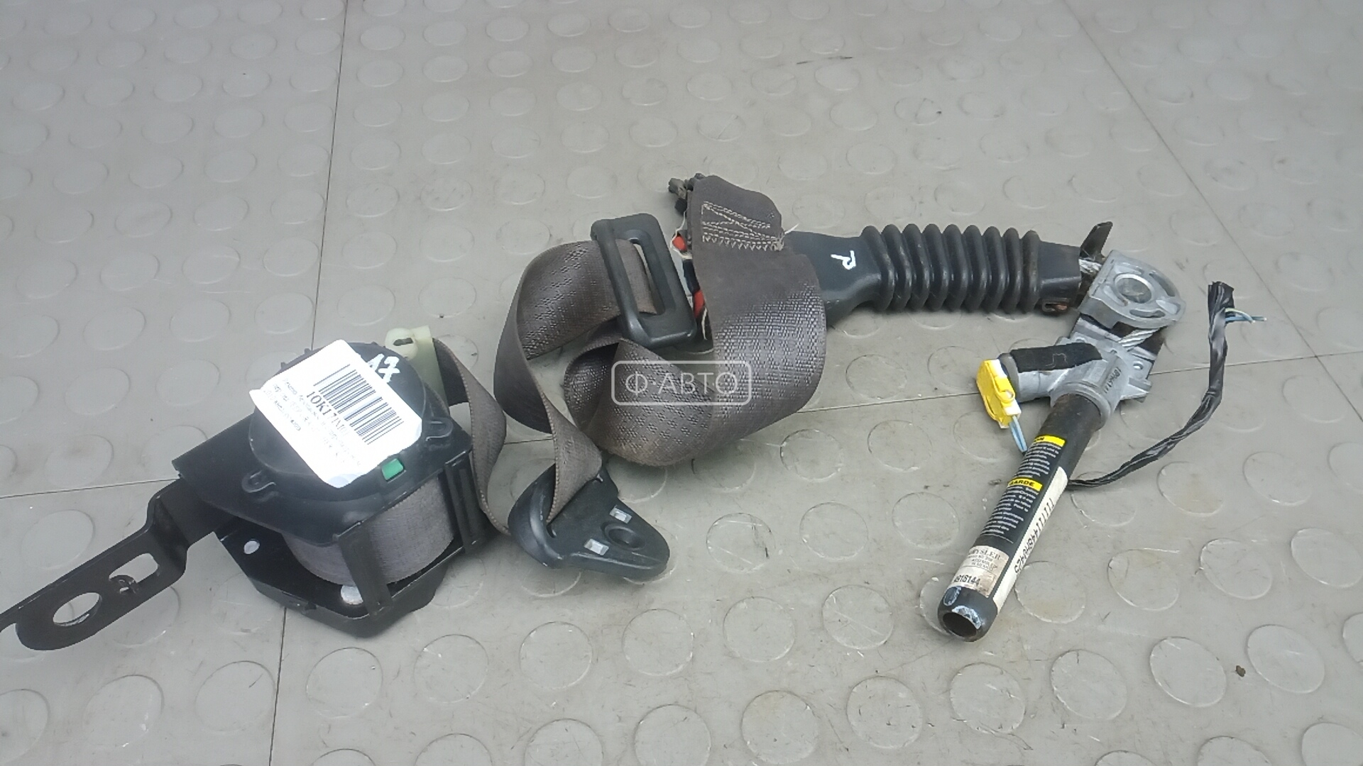 Ремень безопасности с пиропатроном сиденья переднего