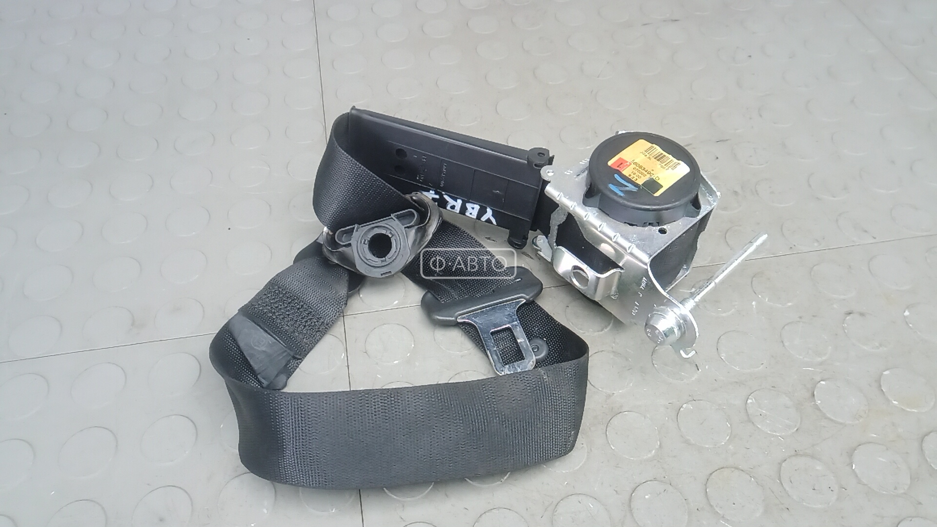 Ремень безопасности с пиропатроном сиденья заднего