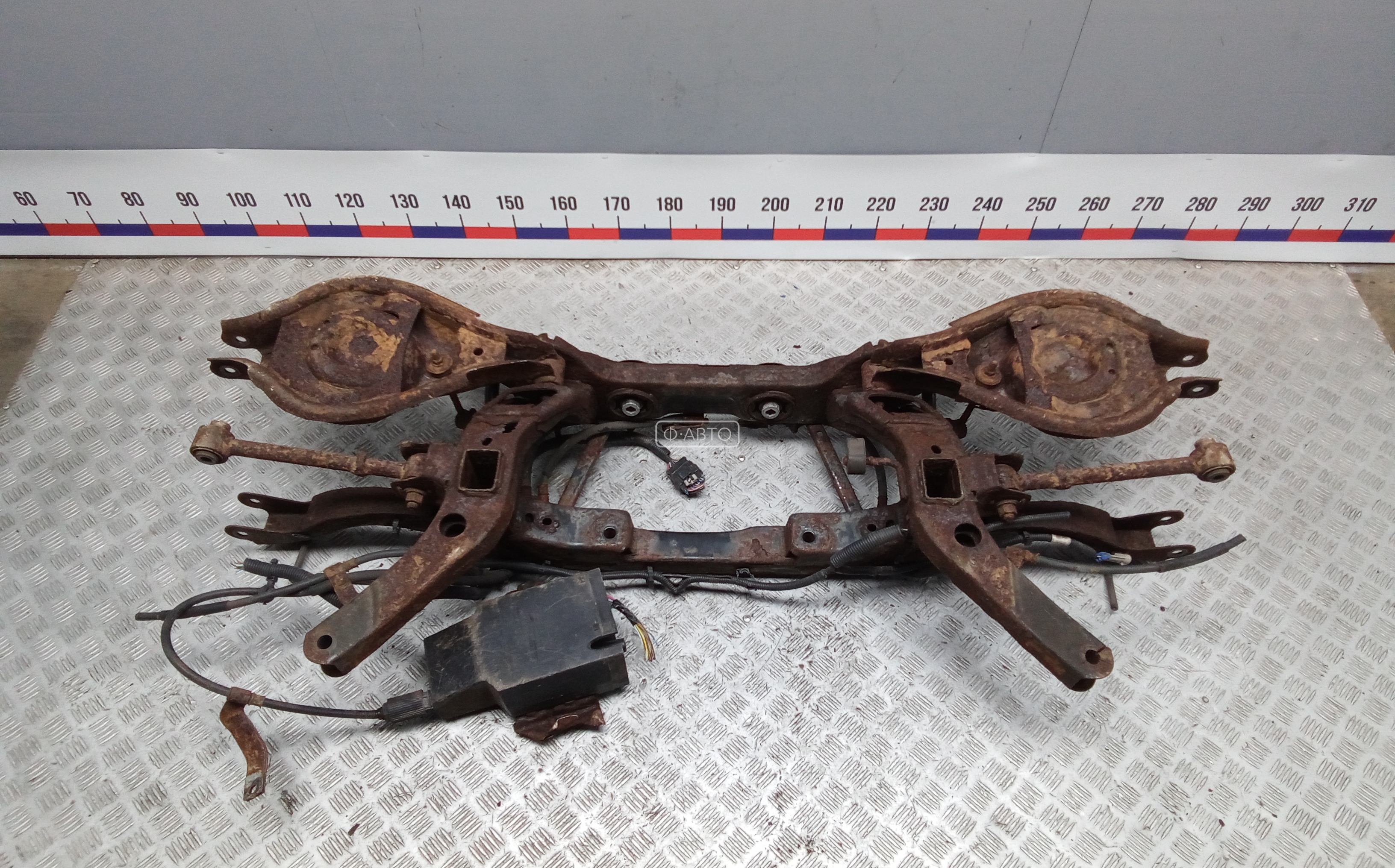 Мост задний