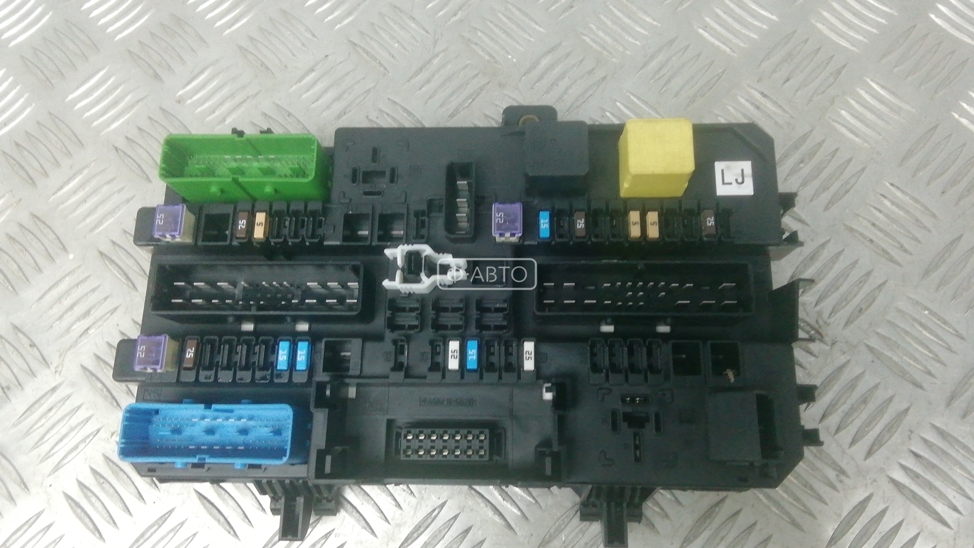 Блок предохранителей