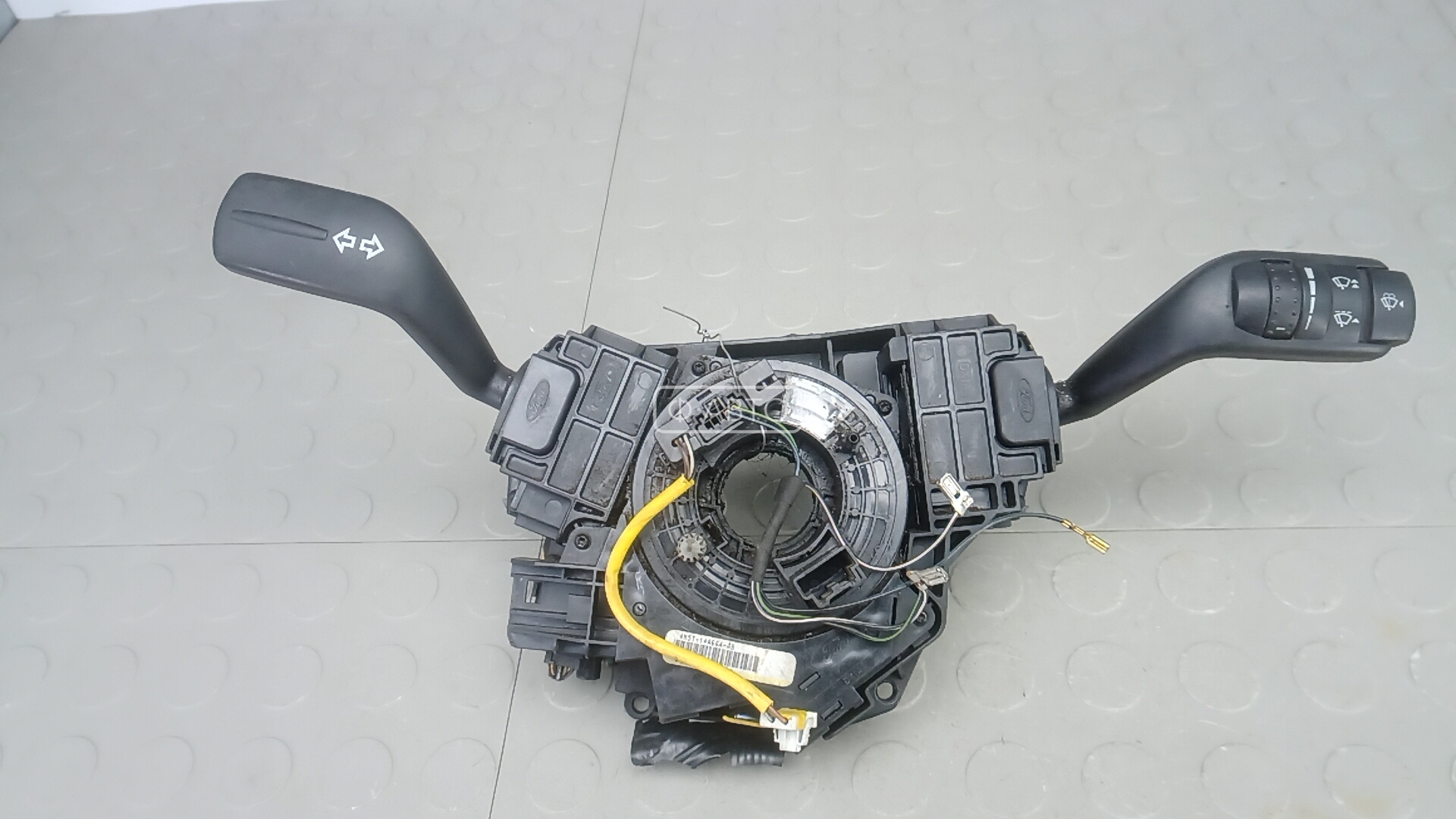 Переключатель поворотов и дворников (стрекоза)